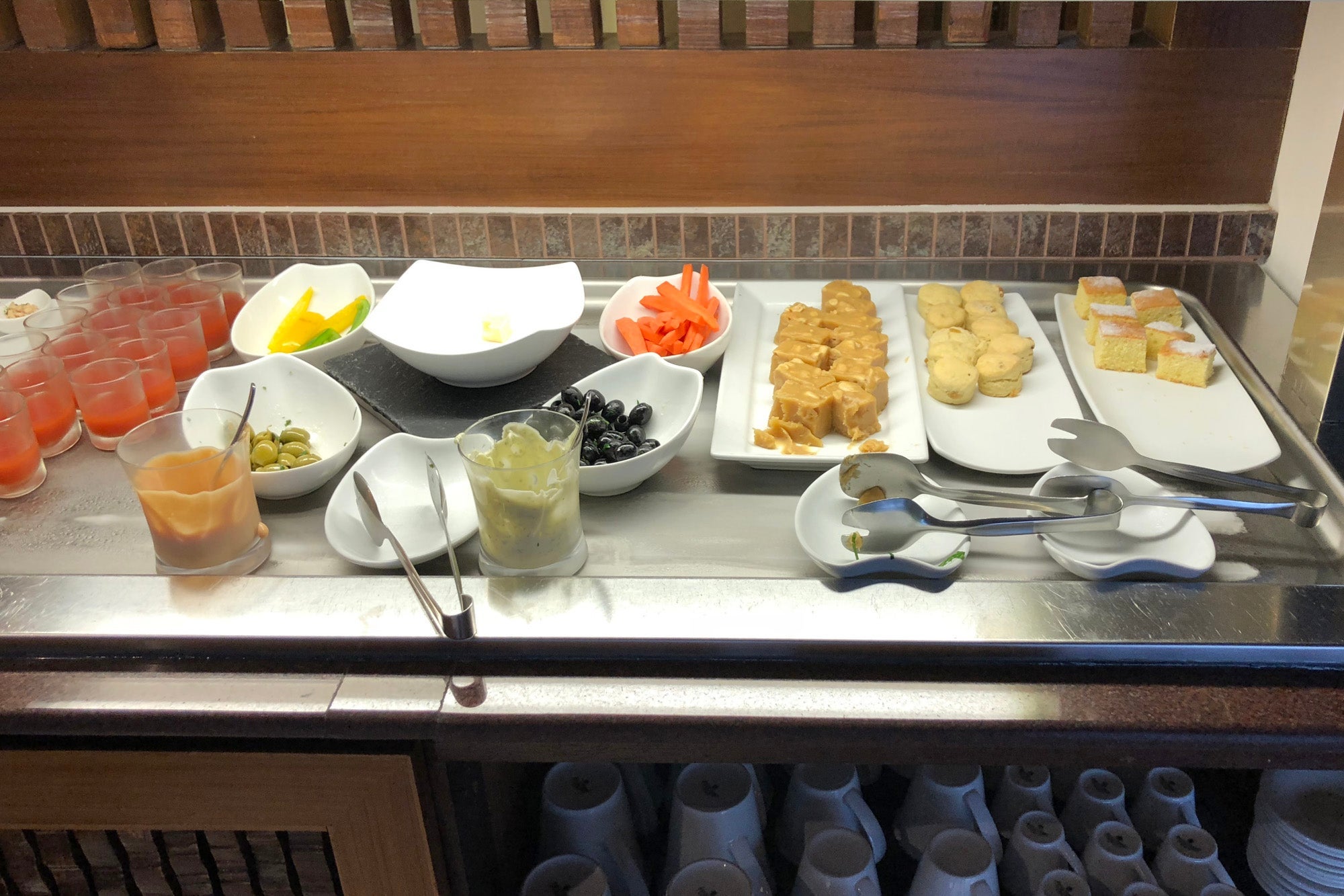Evening hors d'oeuvres. Photo by Zach Honig.