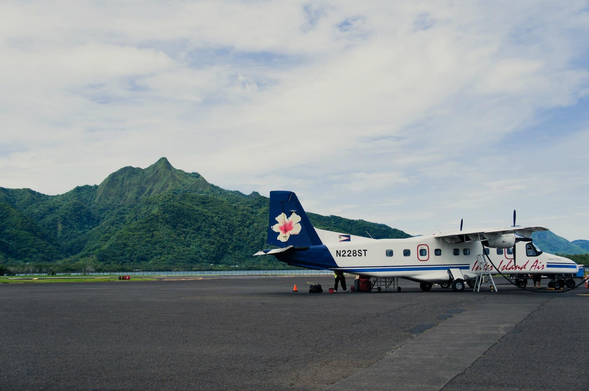 Inter Island Air at PPG Airport in 2012