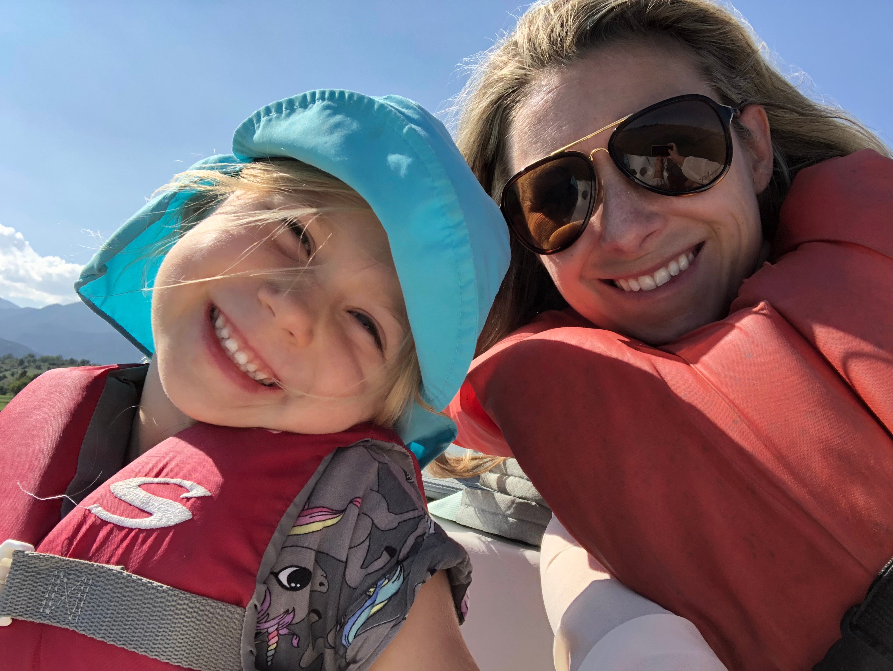 mother daughter boating at cheyenne mountain resort in colorado springs