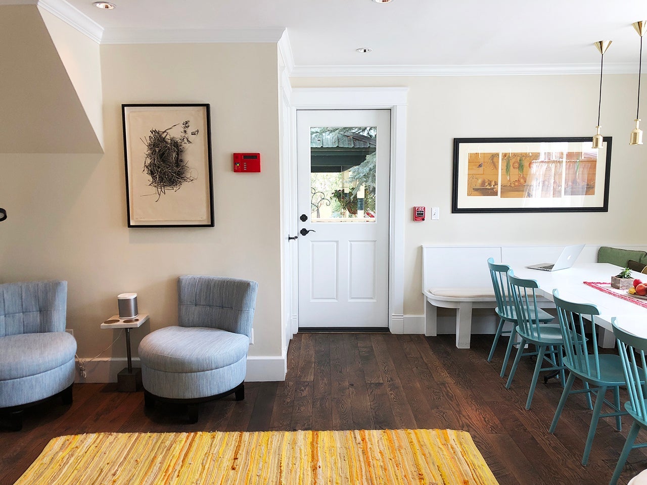 Dunton Town Home breakfast area