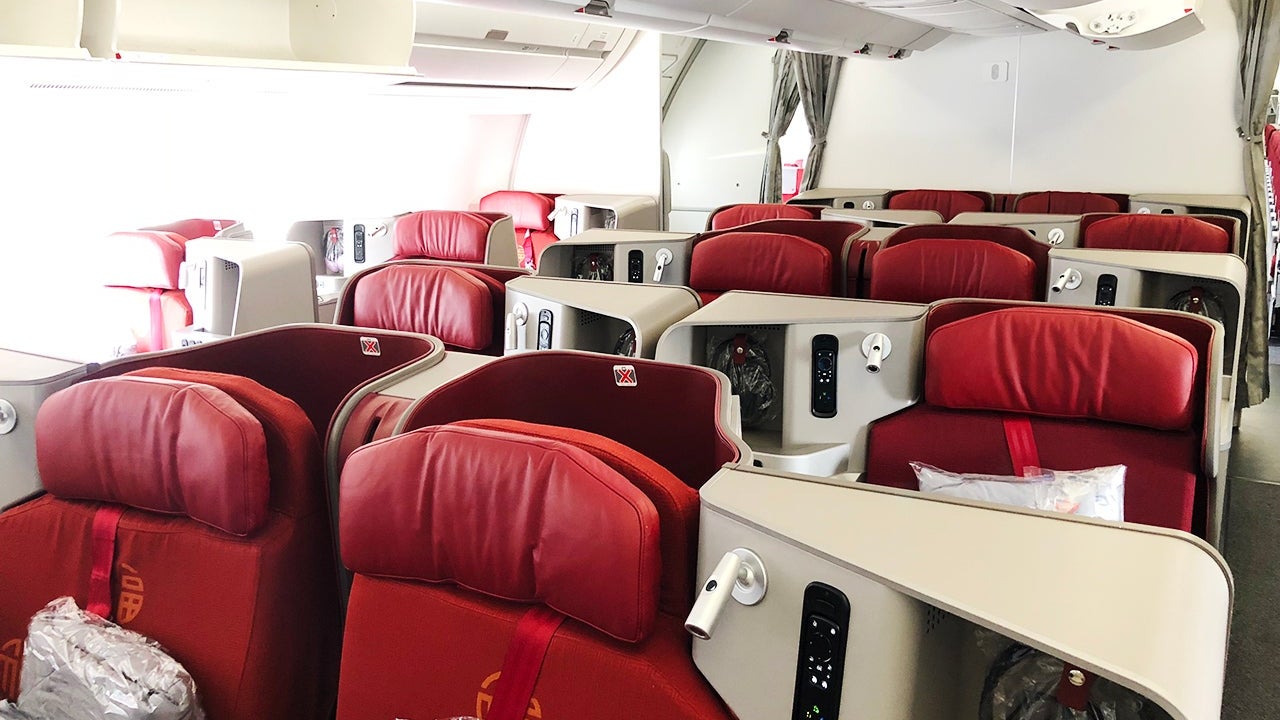 Hong Kong Airlines Business Class Review-14