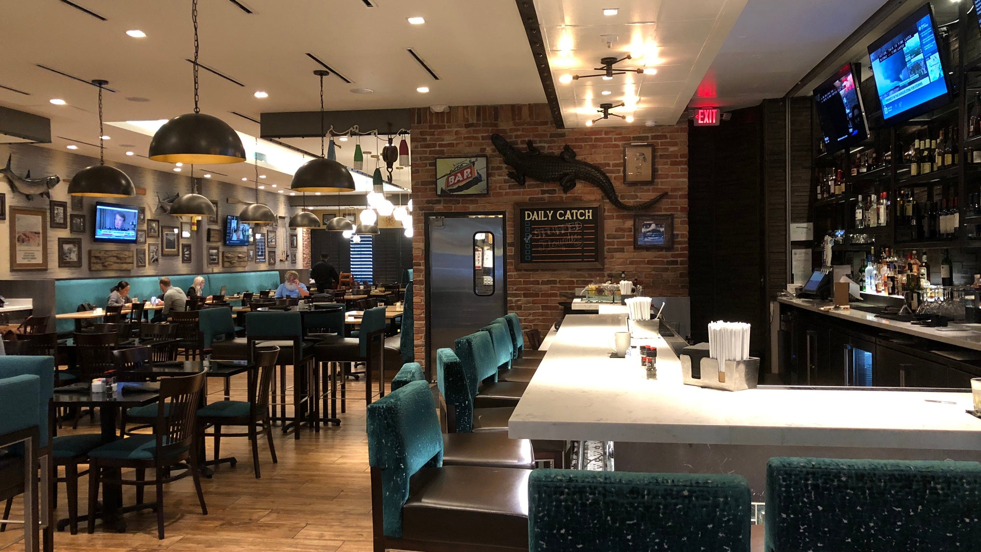 Landry's Seafood IAH Dining