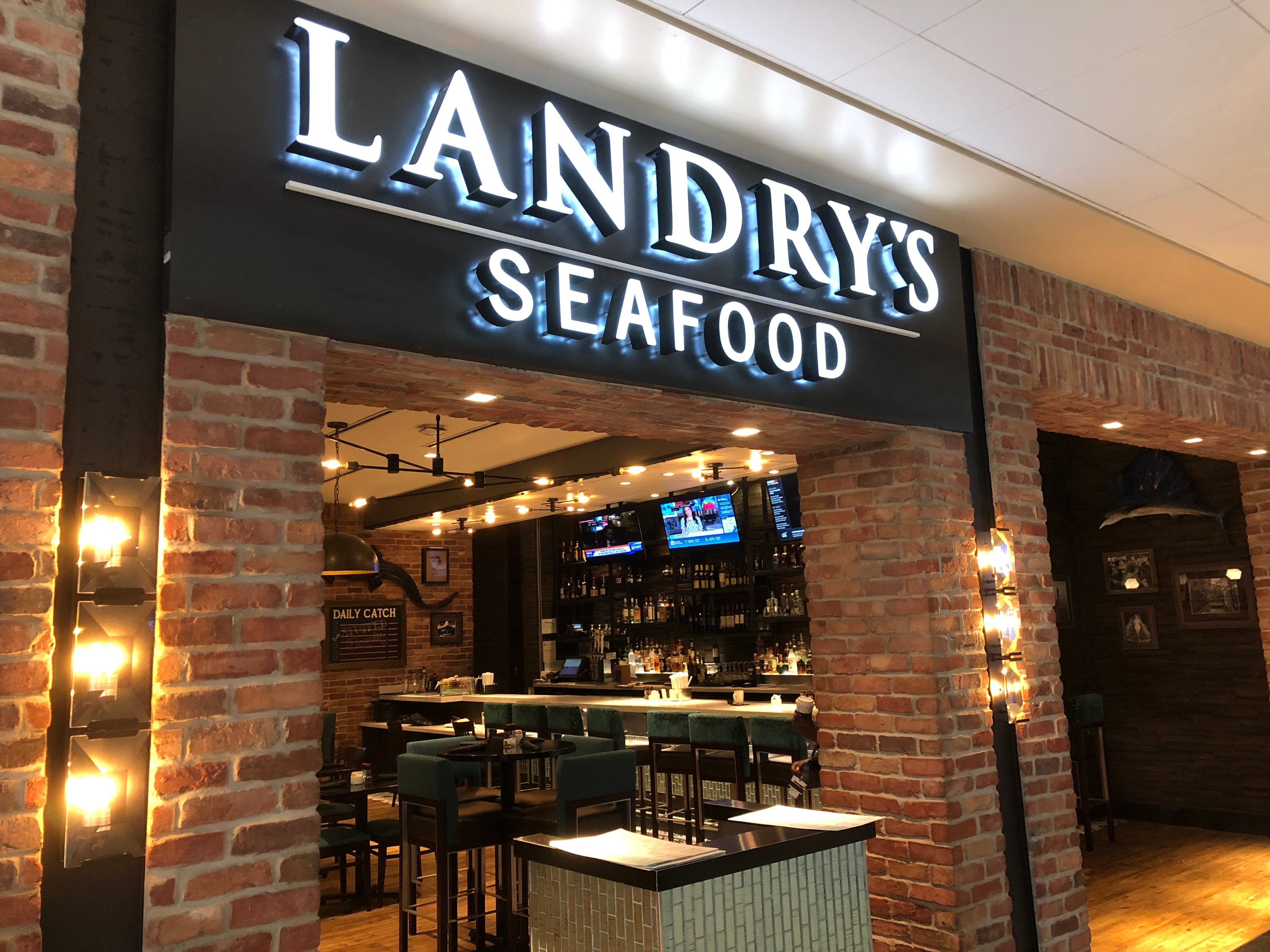 Free meals for Priority Pass members at Landry's at IAH in Houston