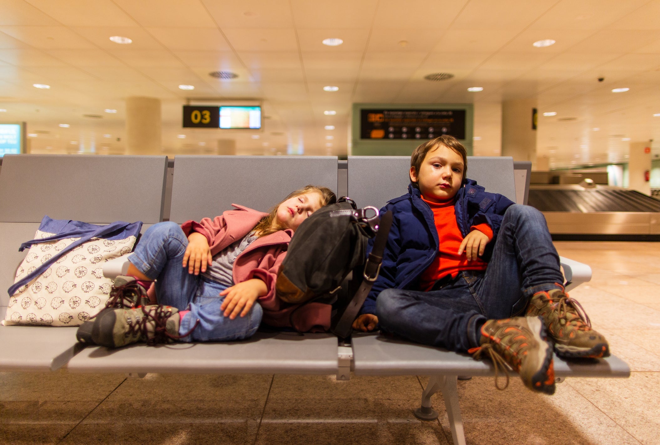 kids at airport