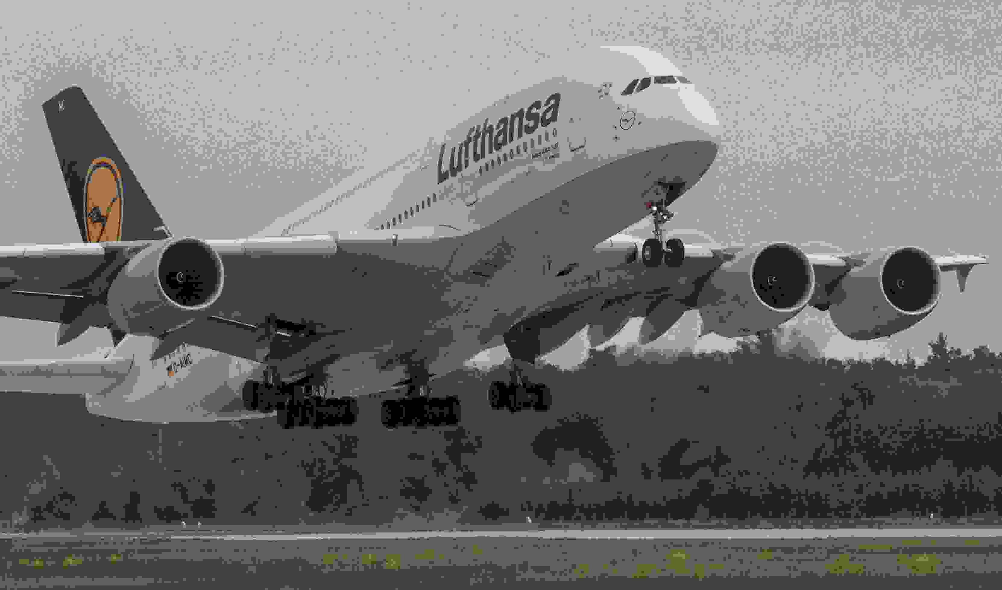 02 May 2018, Germany, Frankfurt am Main: An Airbus A-380 of Lufthansa starts on the western runway of Frankfurt am Main's airport. Photo: Boris Roessler/dpa (Photo by Boris Roessler/picture alliance via Getty Images)