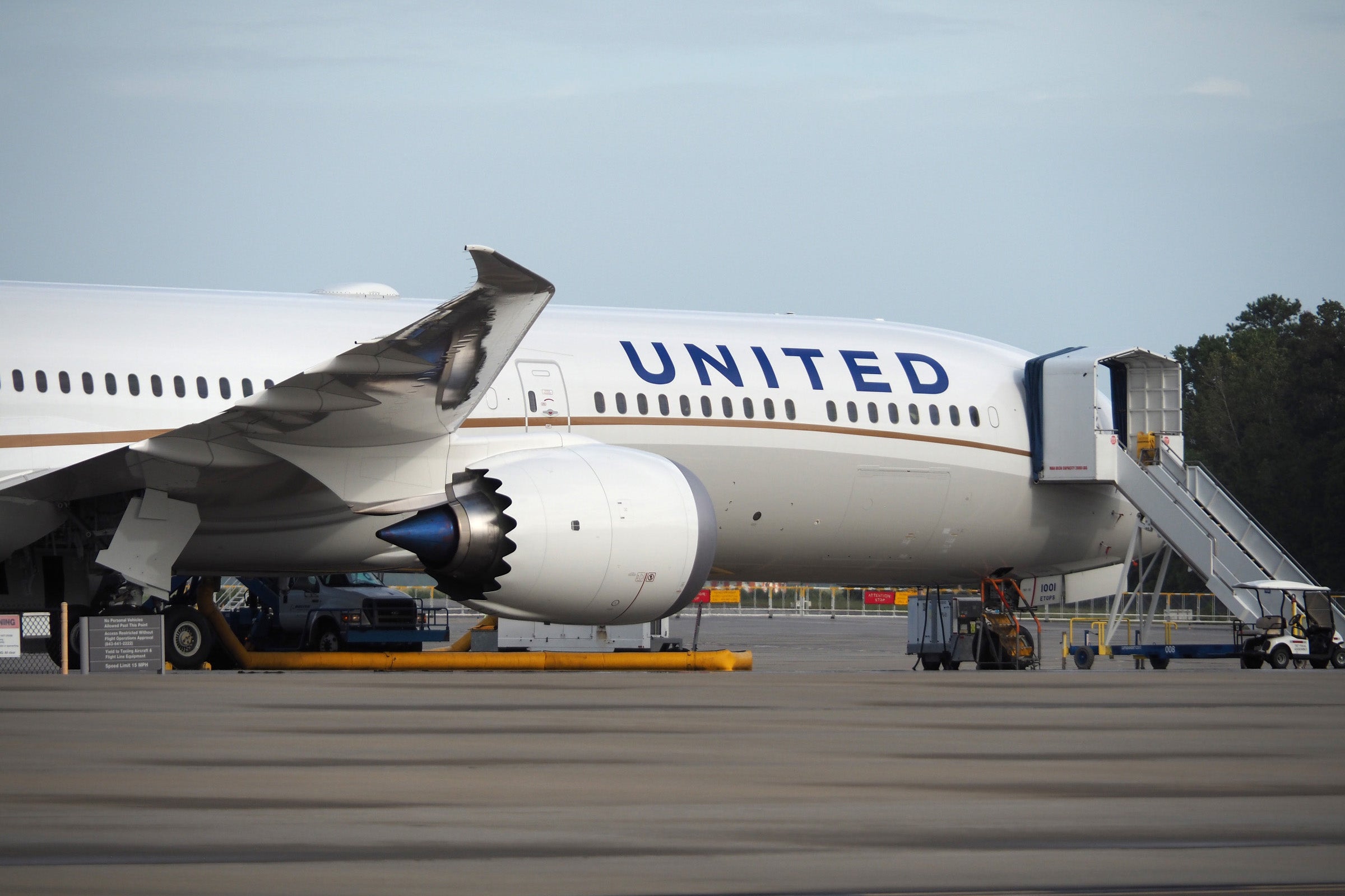 Touring United's First 787-10 With Polaris Business Class - The
