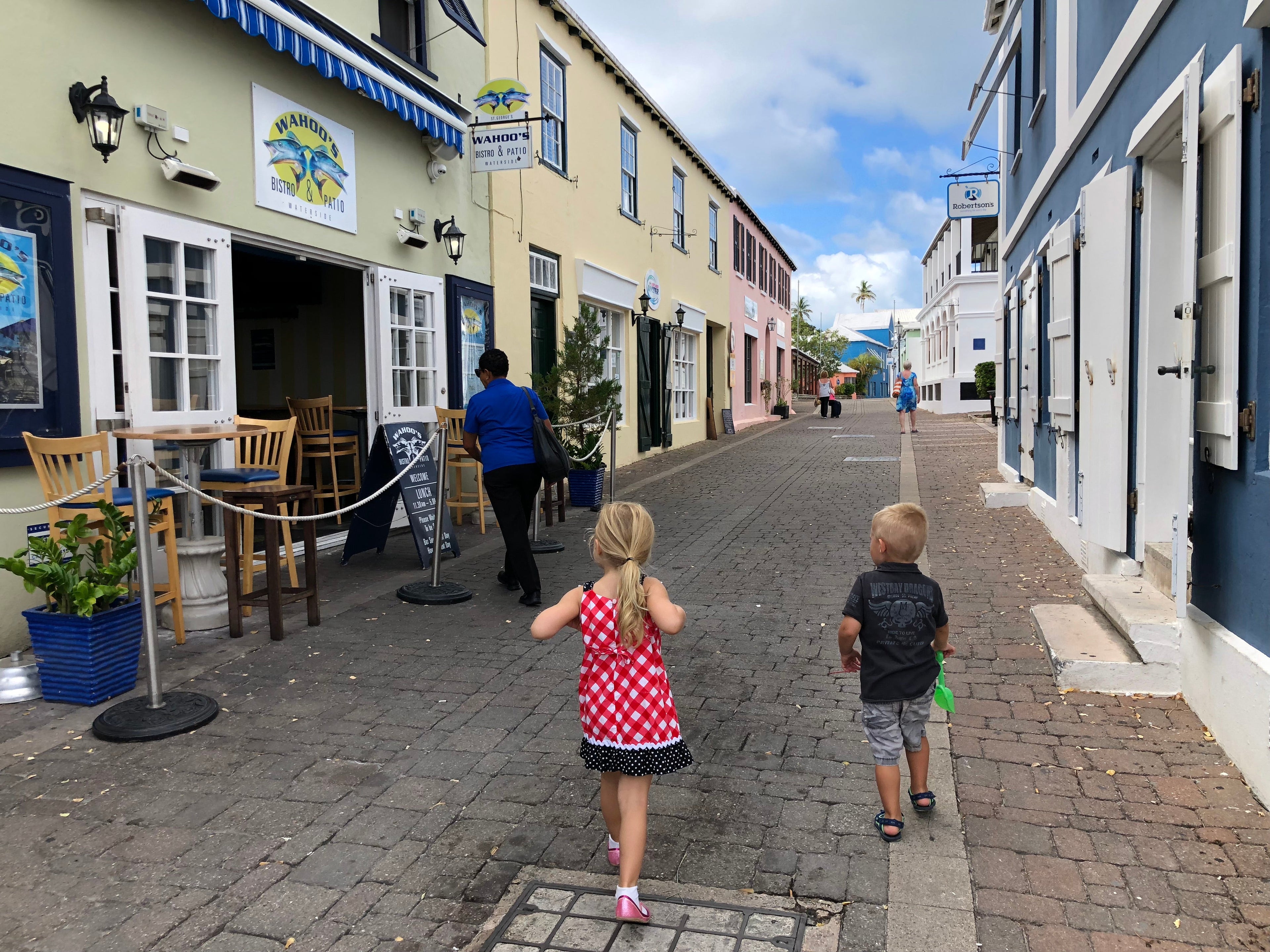 Wahoo restaurant in Hamilton Bermuda