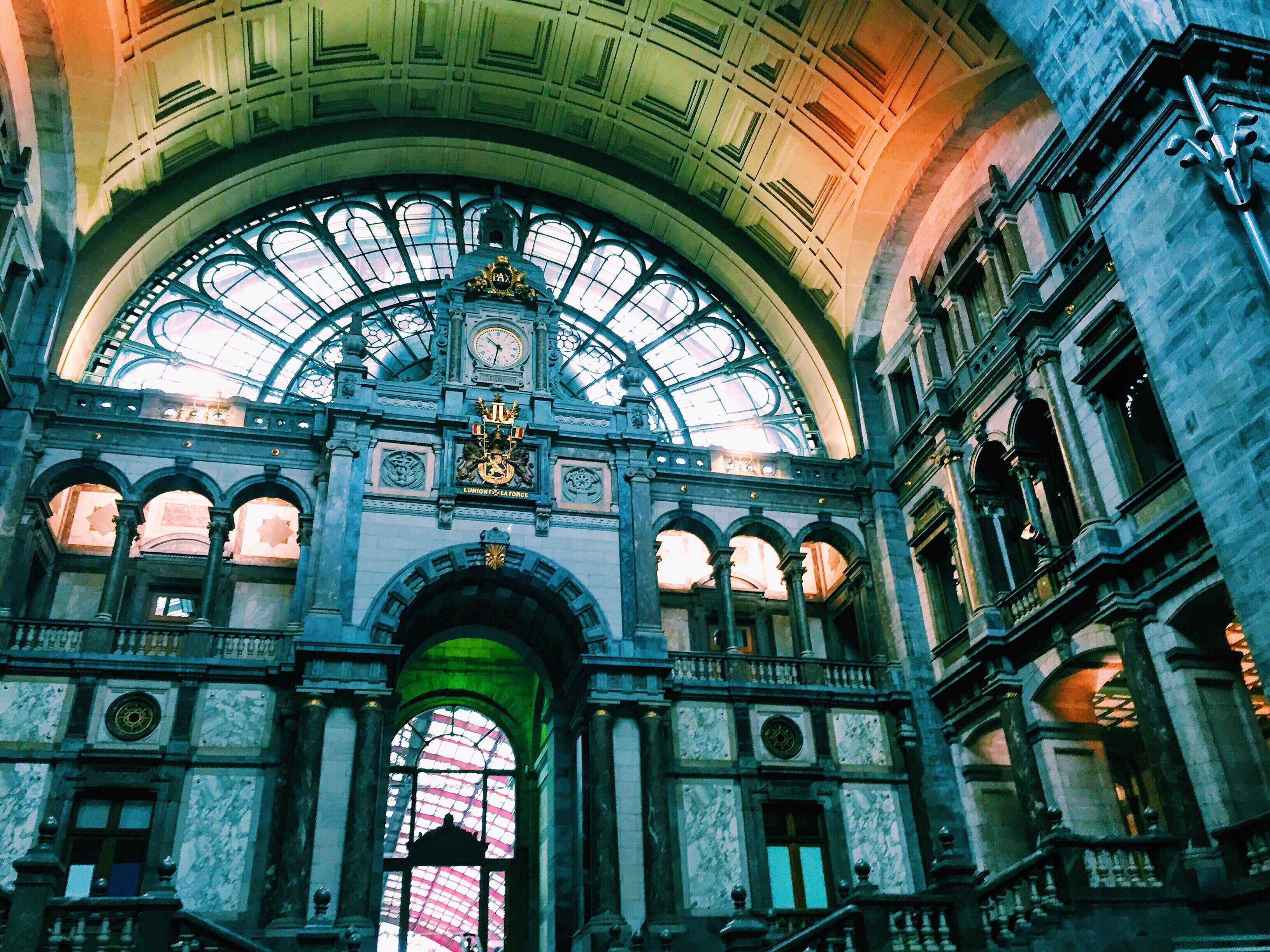 Antwerp Central Train Station. (Photo by @caitsteph /Twenty20)