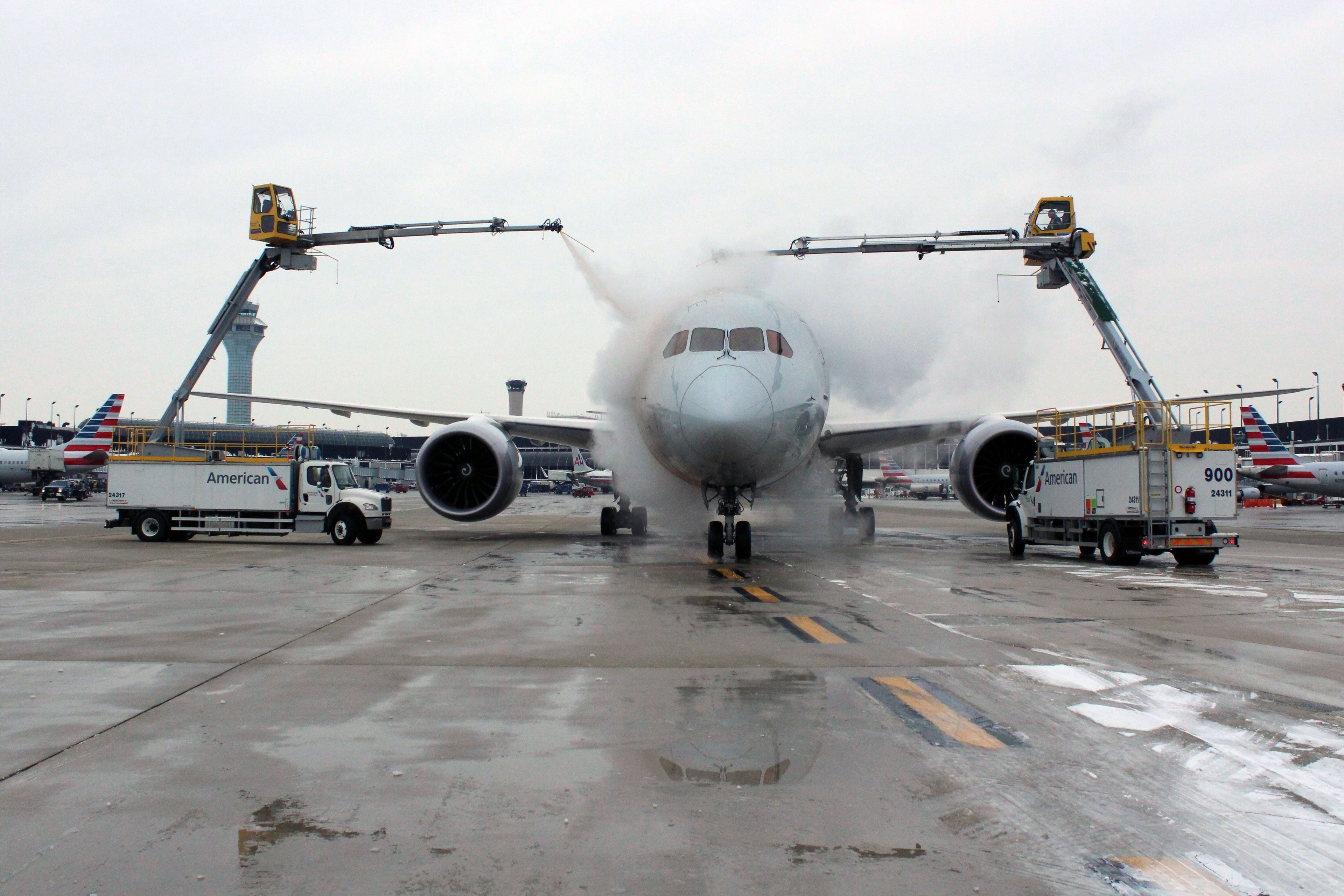 De-icing away from the gate after push back. (Image by author).