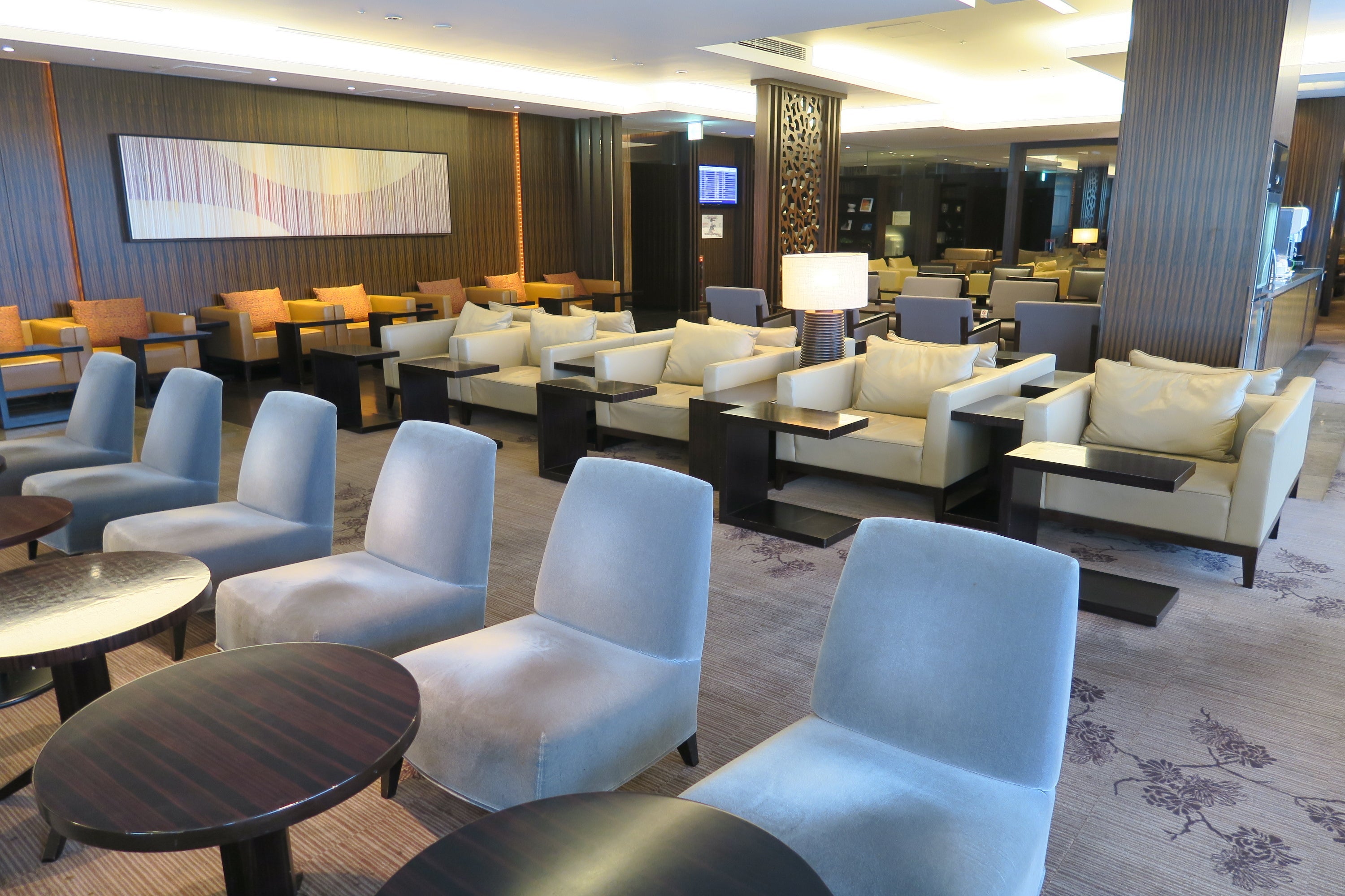 Review: JAL First Class Lounge Tokyo Narita Main Building - The