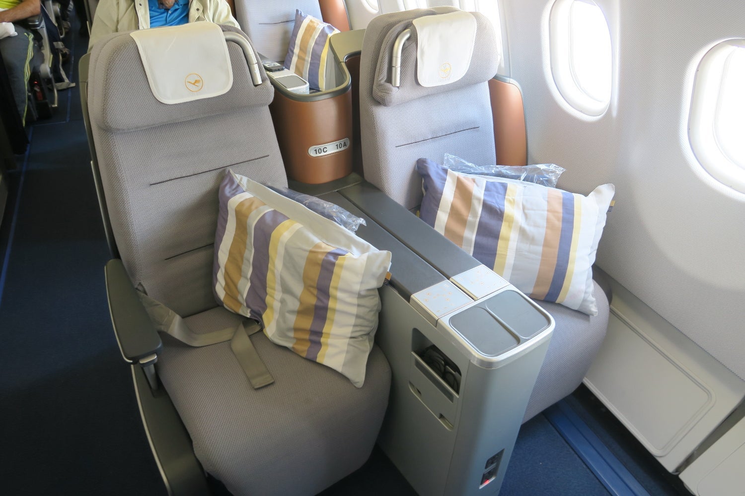 Lufthansa A330 business class