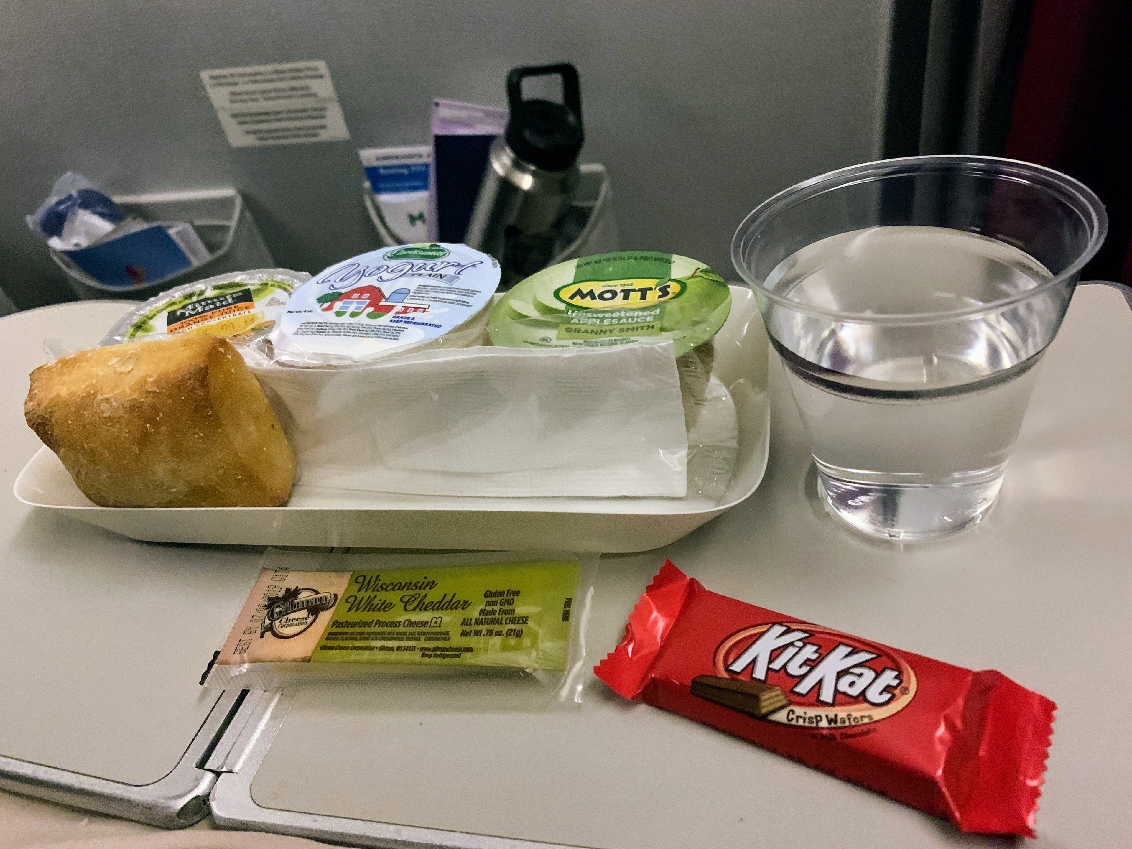 Air France Boeing 777-200 Premium Economy takeoff meal