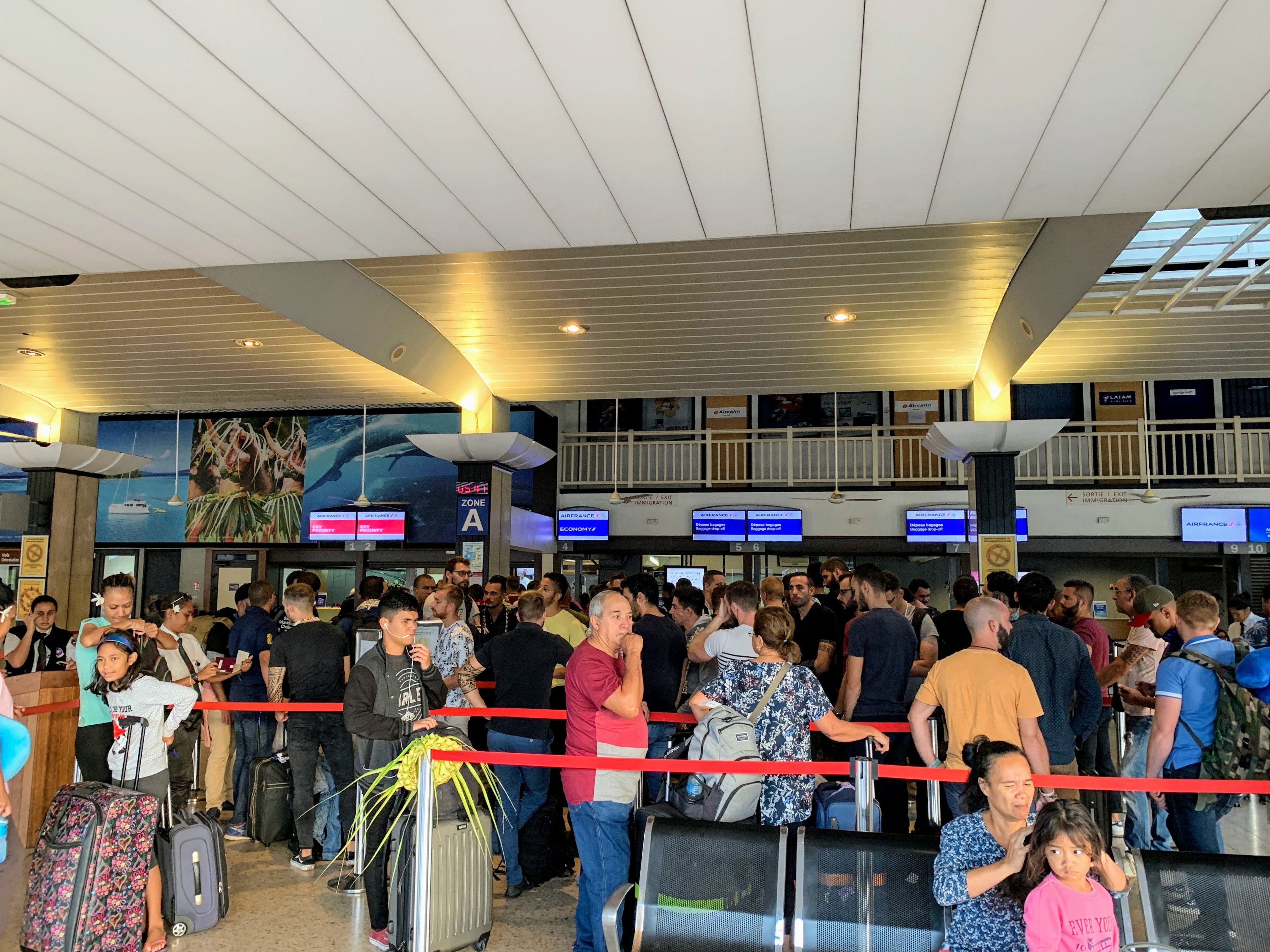 Air France Boeing 777 Business Class Review Tahiti PPT to Los Angeles LAX - PPT Airport Economy Line