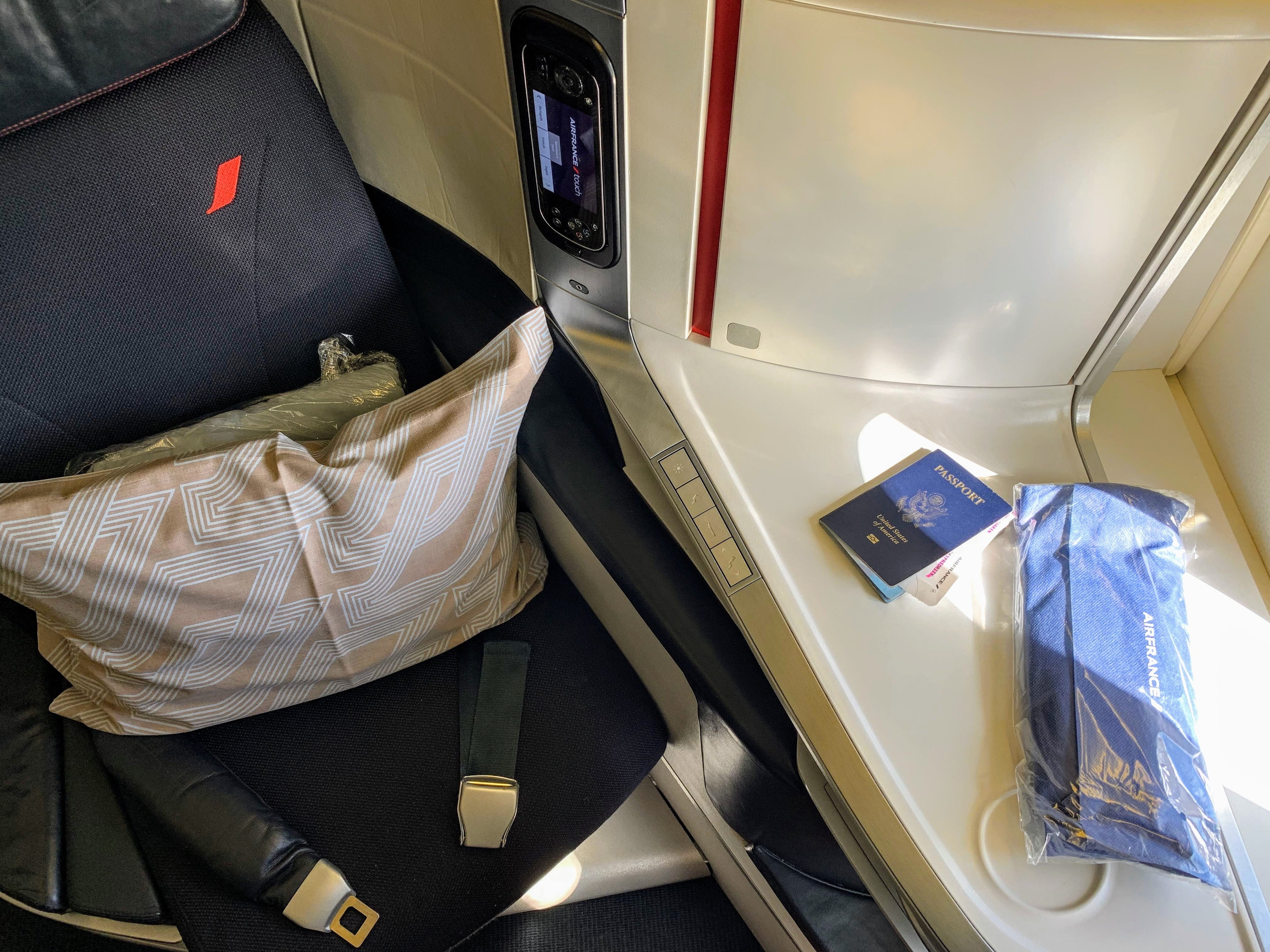 Air France Boeing 777 Business Class Seat Amenities