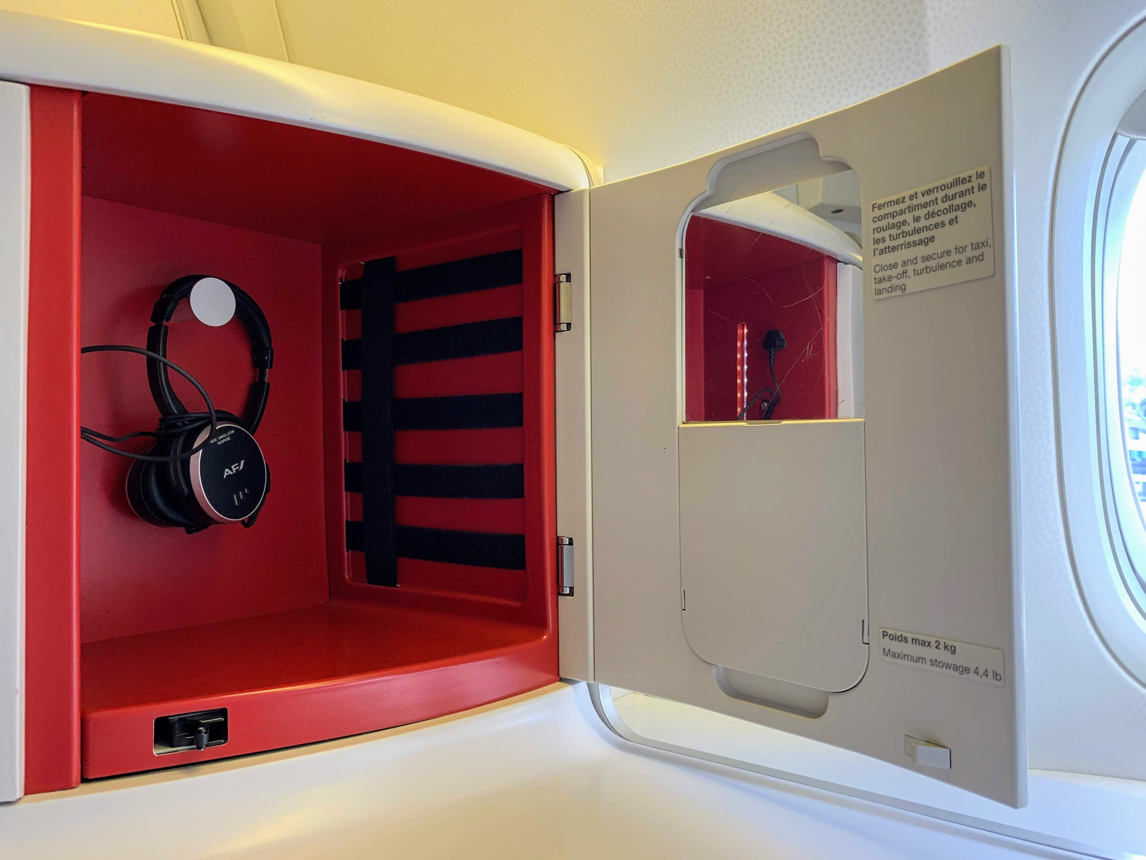 Air France Boeing 777 Business Class headphone nook