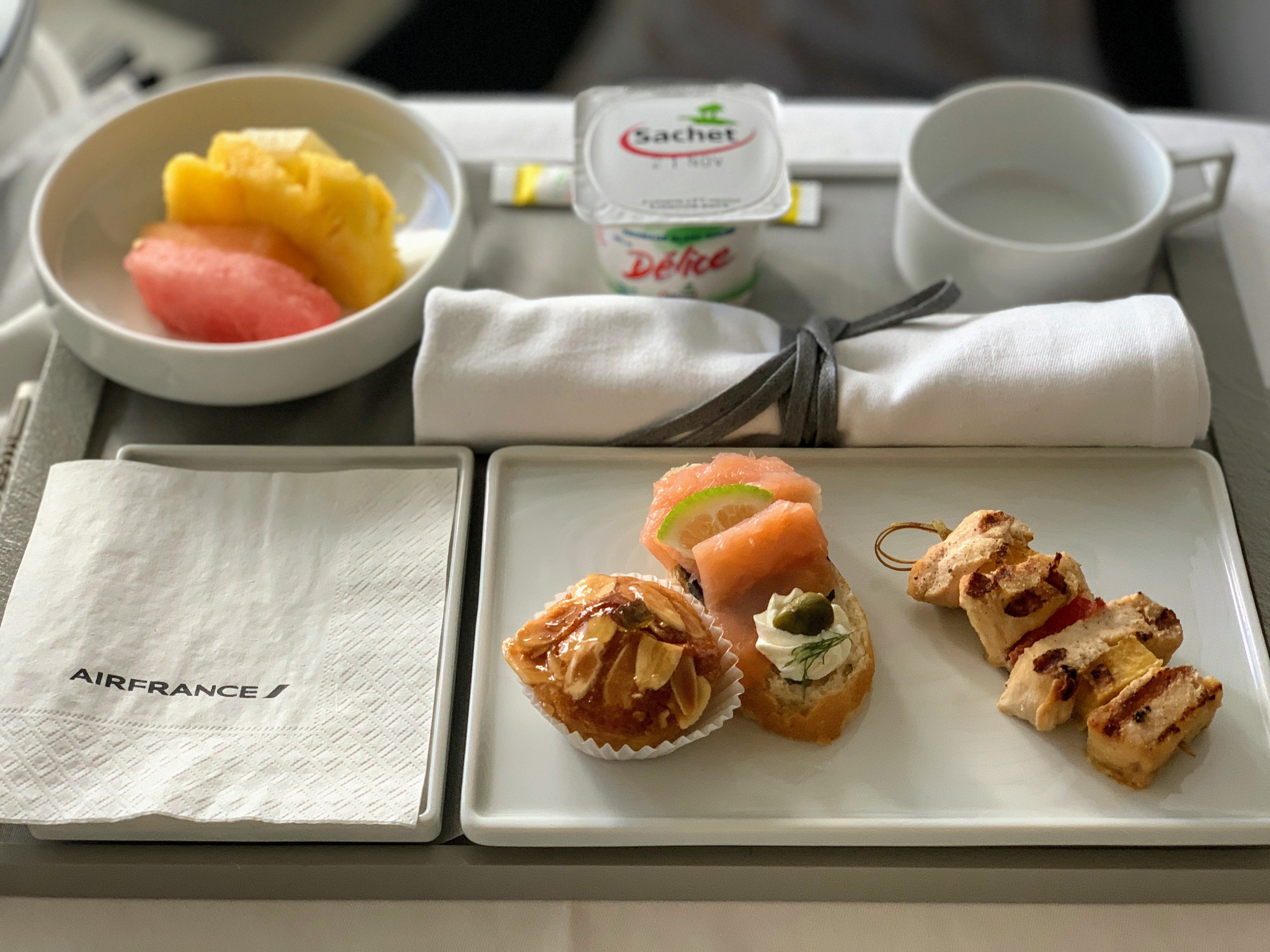 Air France Boeing 777 Business Class mid-flight snack