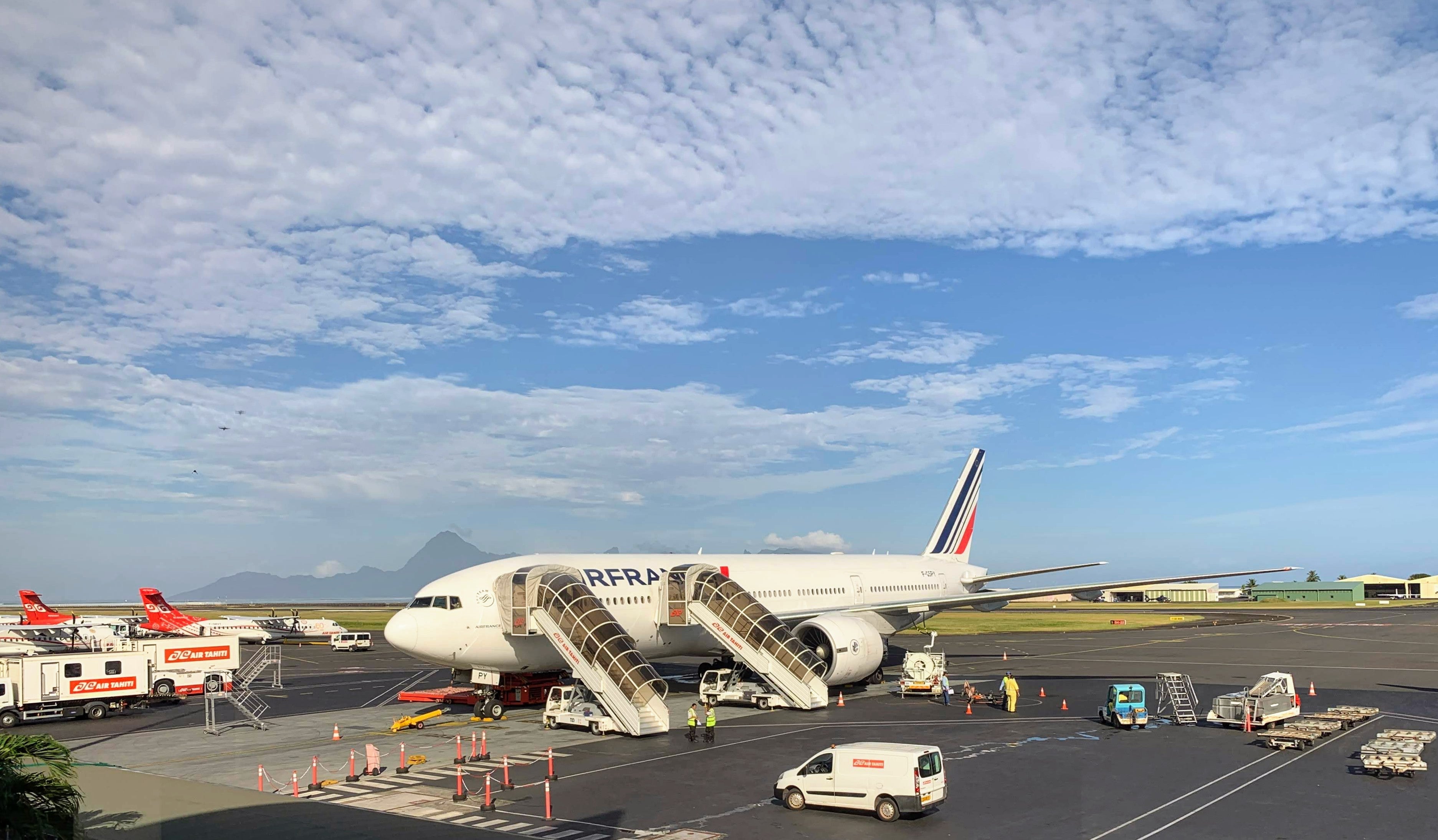 Air France Boeing 777 F-GSPY Aircraft at PPT Tahiti