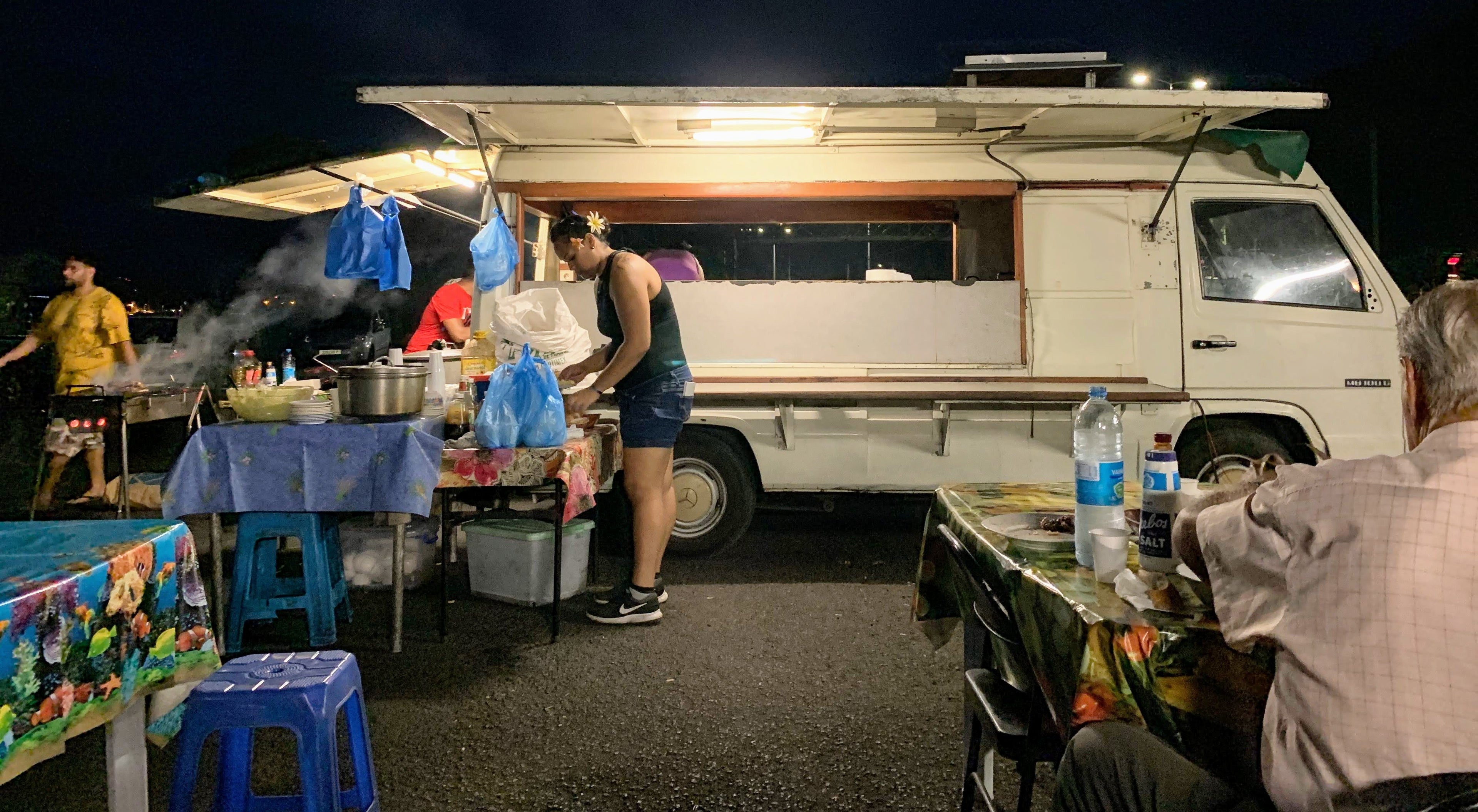 manava food truck fish