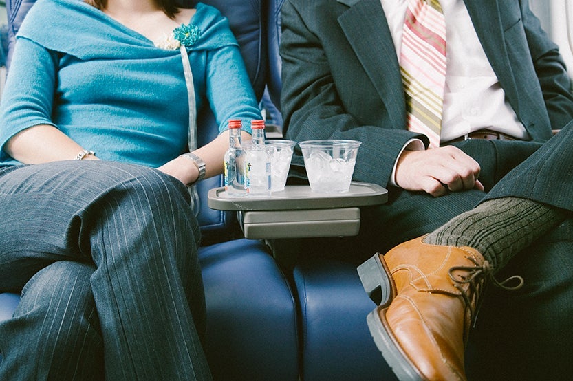 Gin-and-Tonic-on-a-plane