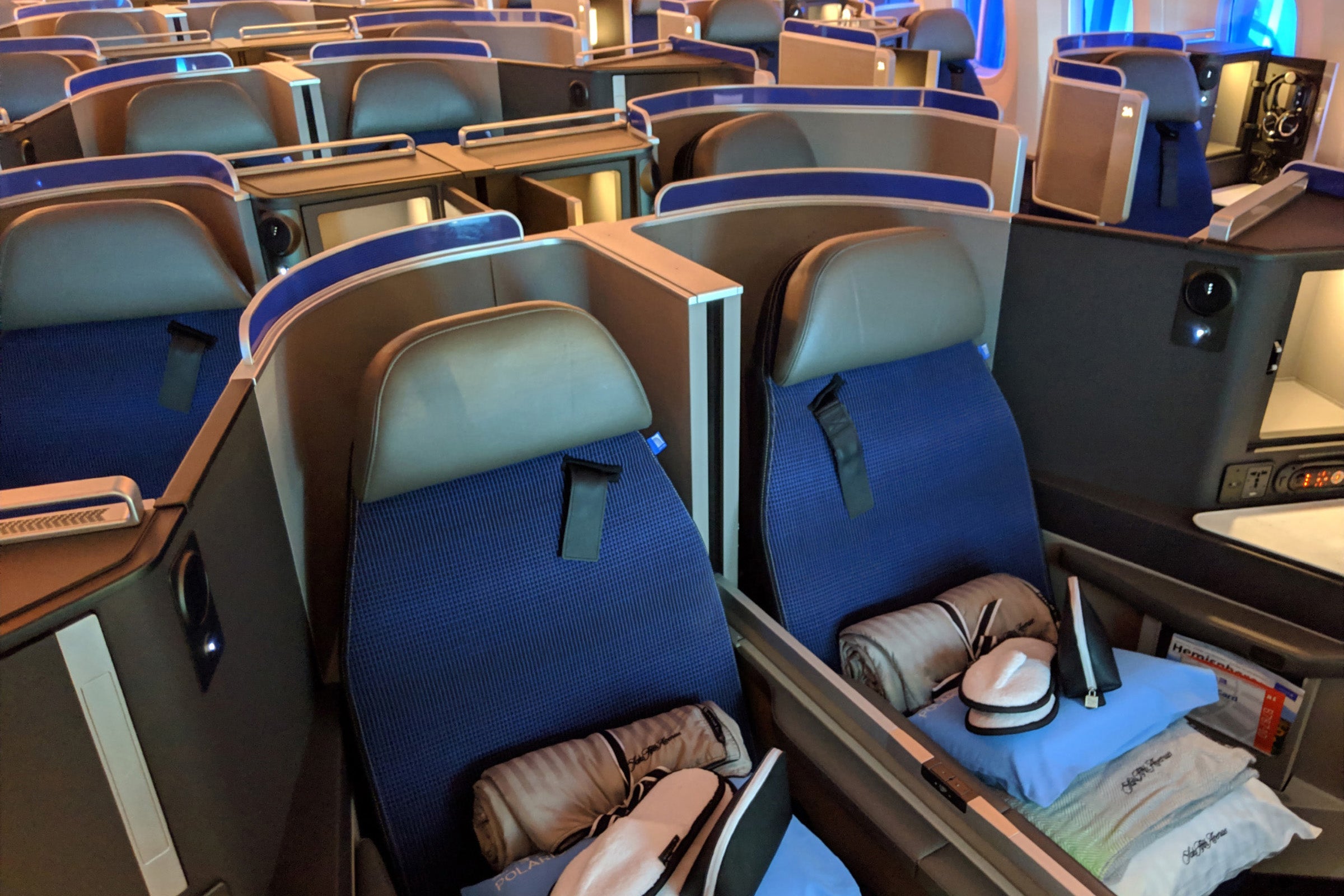 Touring United's First 787-10 With Polaris Business Class - The