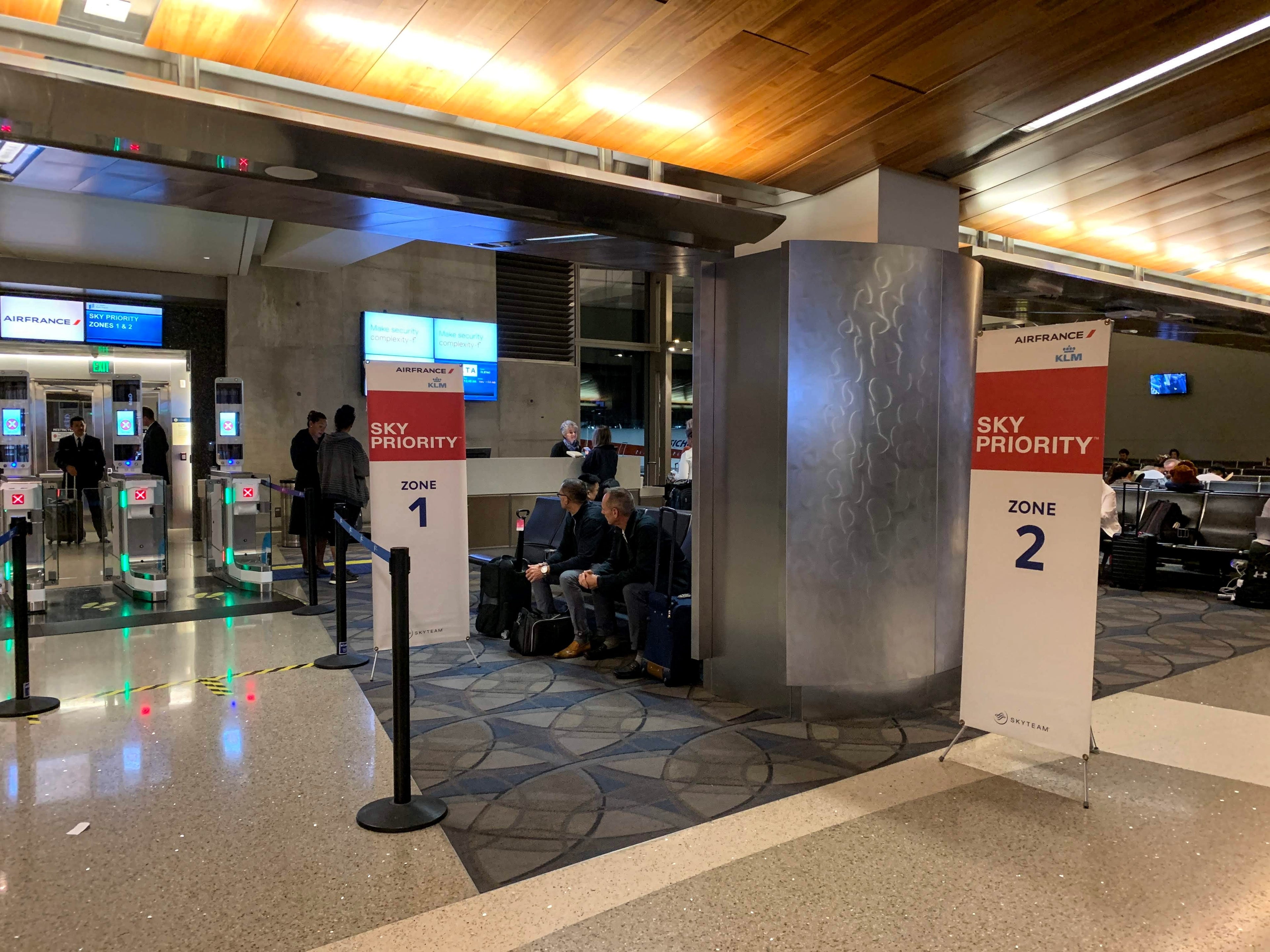 LAX TBIT Air France Boarding Zones