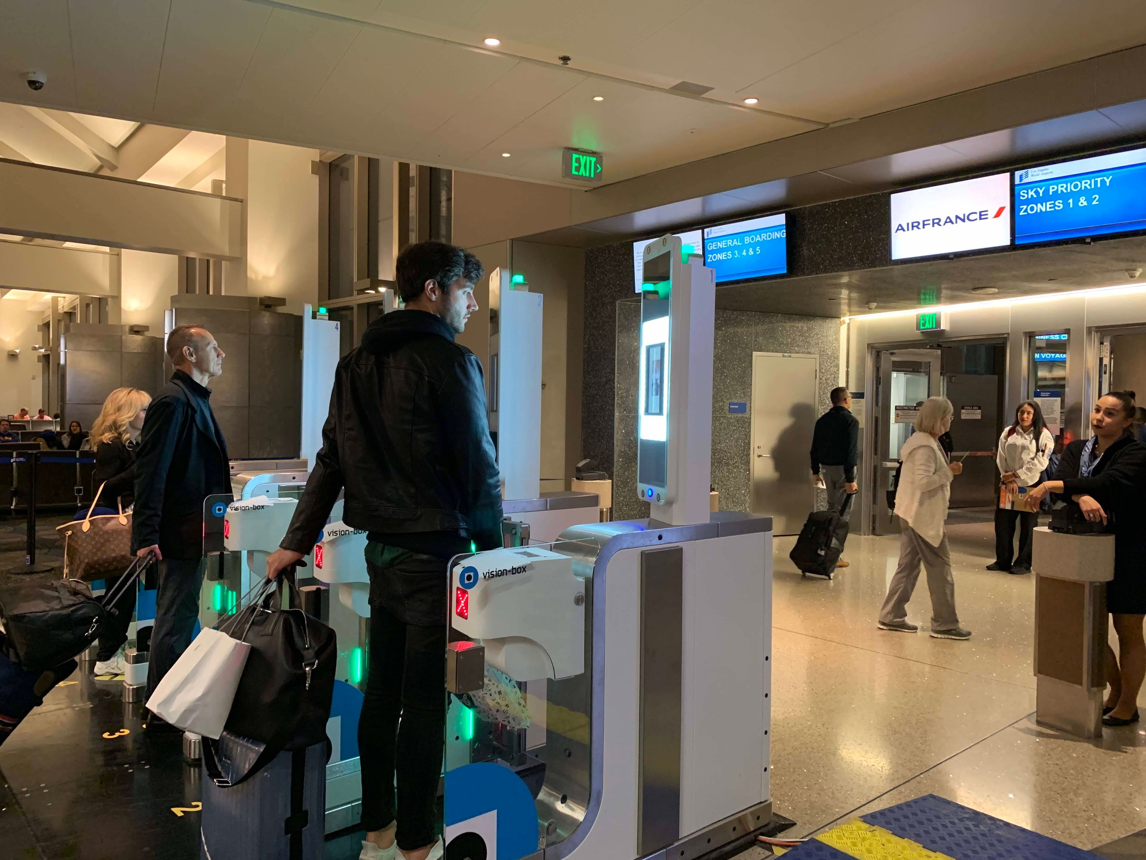 LAX TBIT Air France LAX-PPT Boarding Facial Recognition Scanners