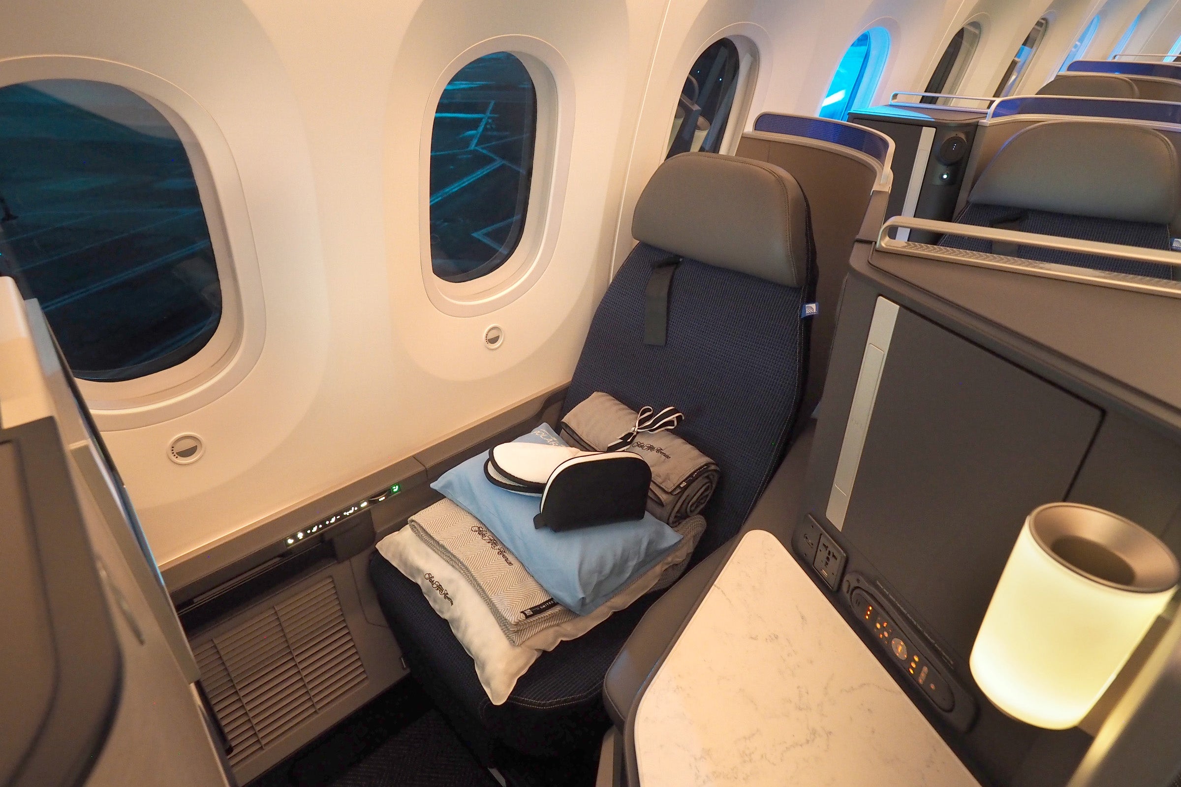 Touring United's First 787-10 With Polaris Business Class - The