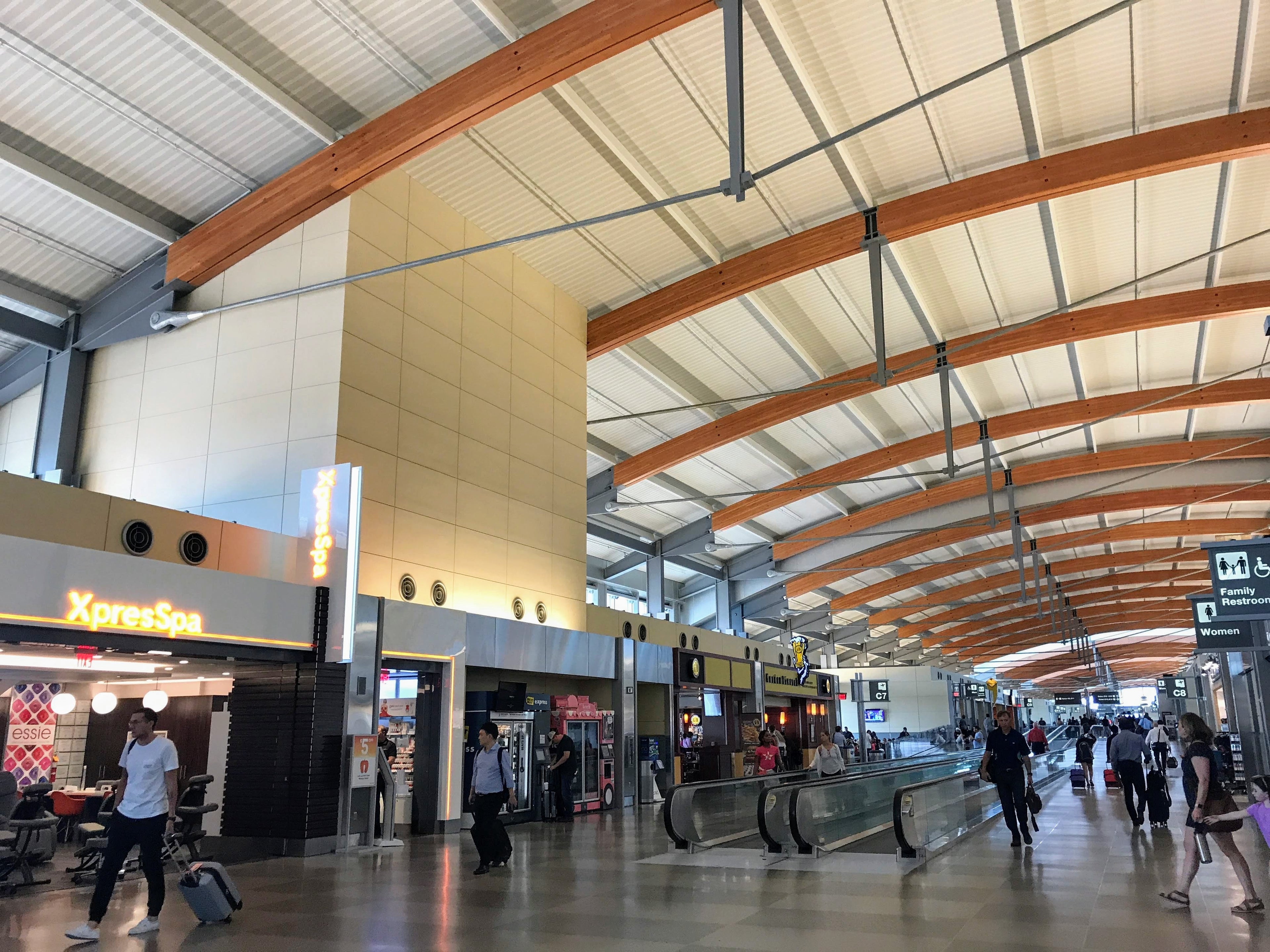 RDU Airport Terminal 2 Hallway