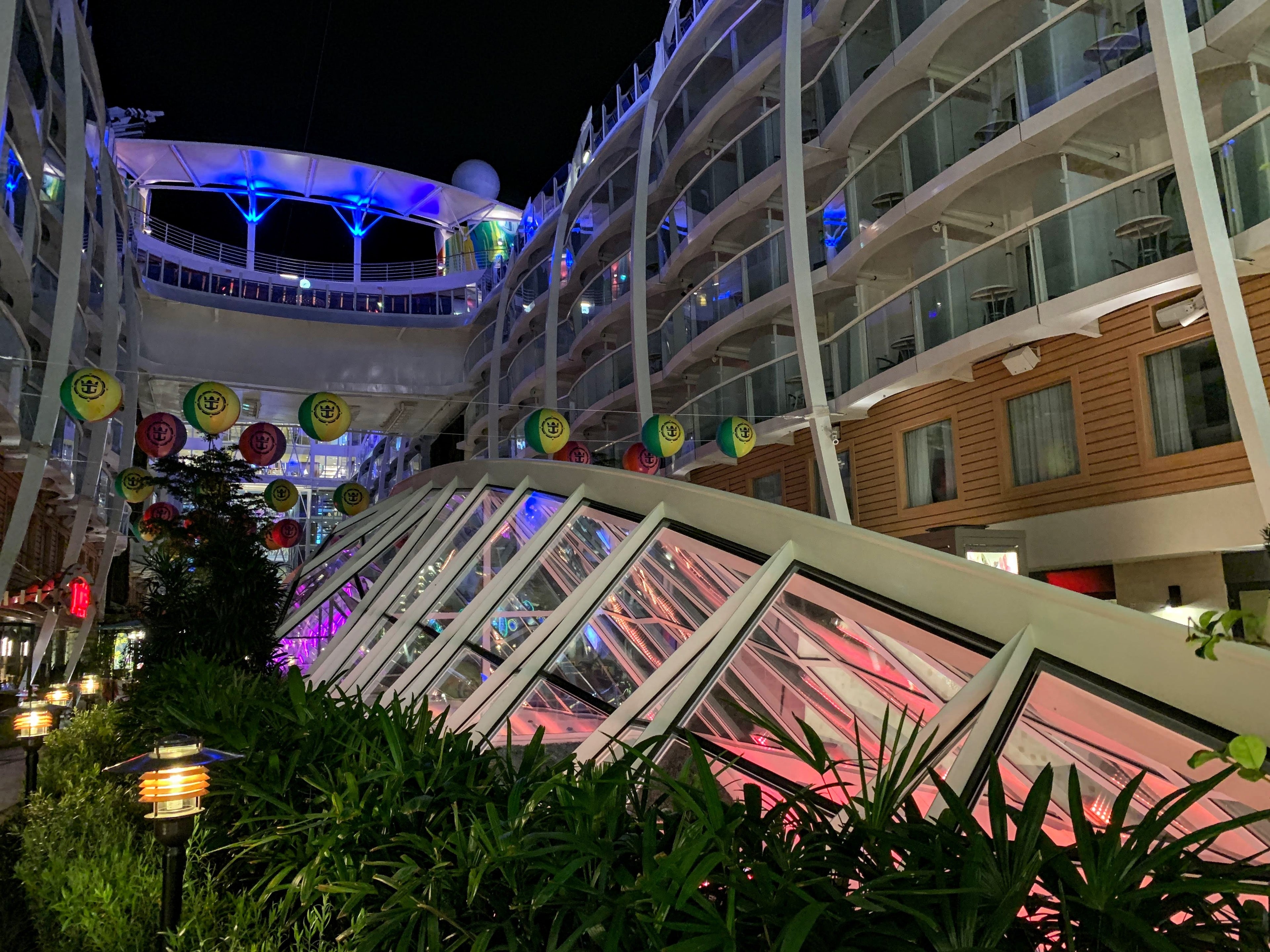Royal Caribbean Symphony of the Seas - Night Central Park