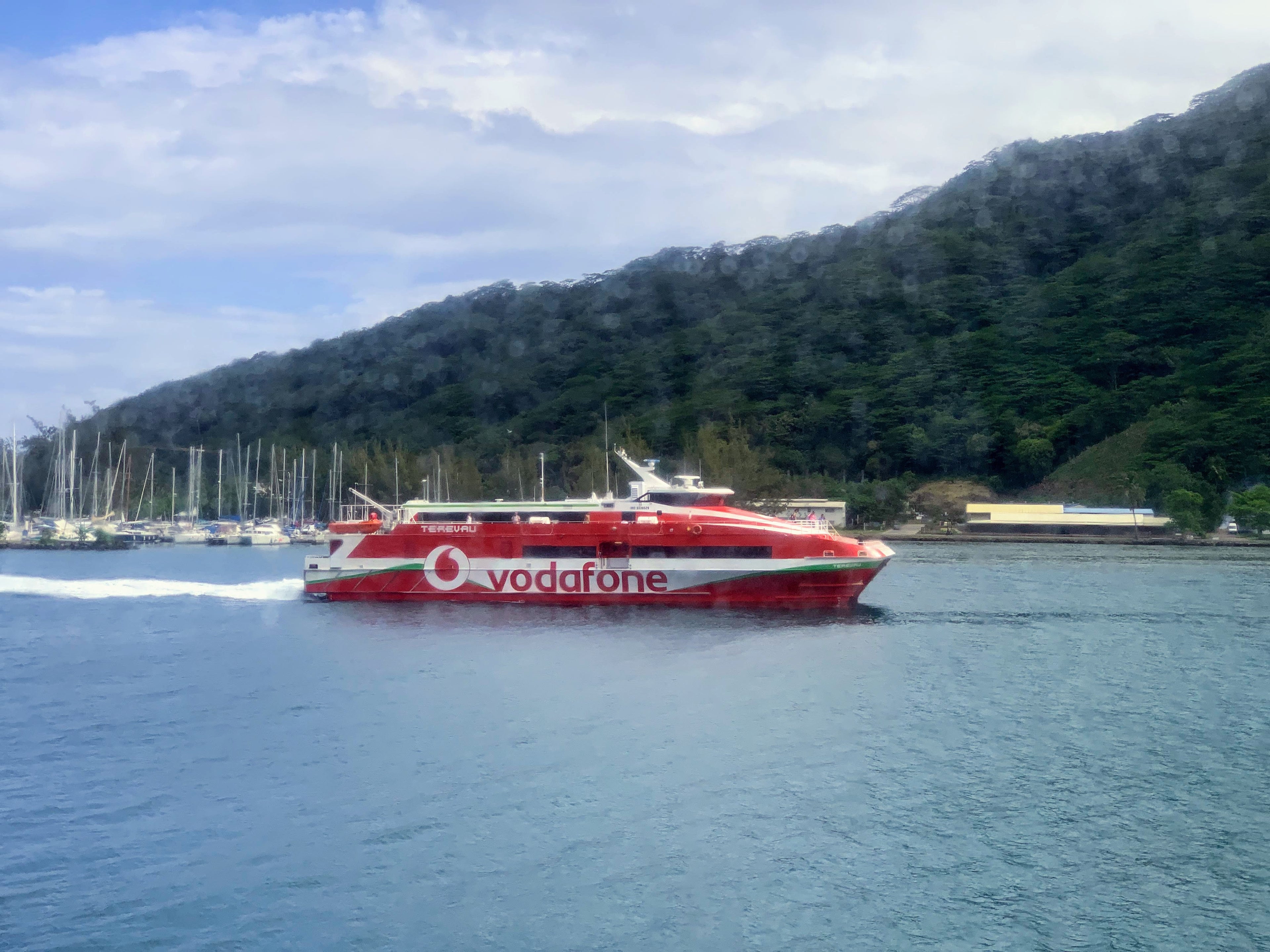 ferry Moorea