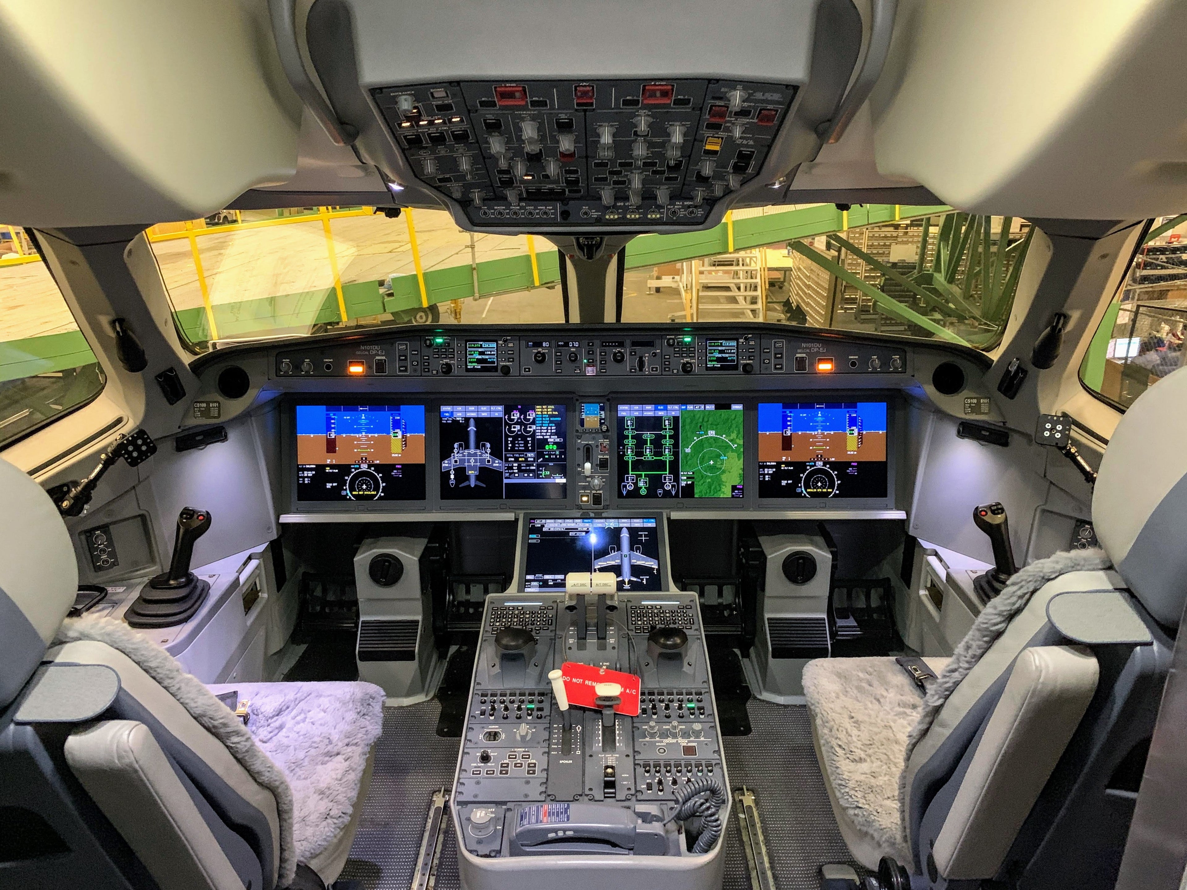 Delta Airbus A220 C Series CS100 Preview at ATL - full cockpit