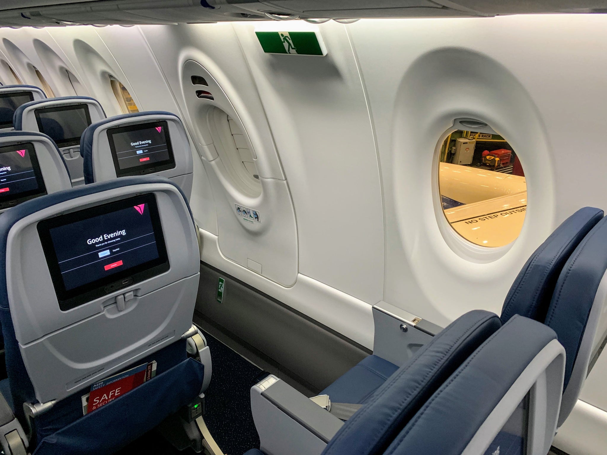 Wire Less Ife System Delta's Upgradable Wireless IFE System Coming to 767-400, A330-900neo ...