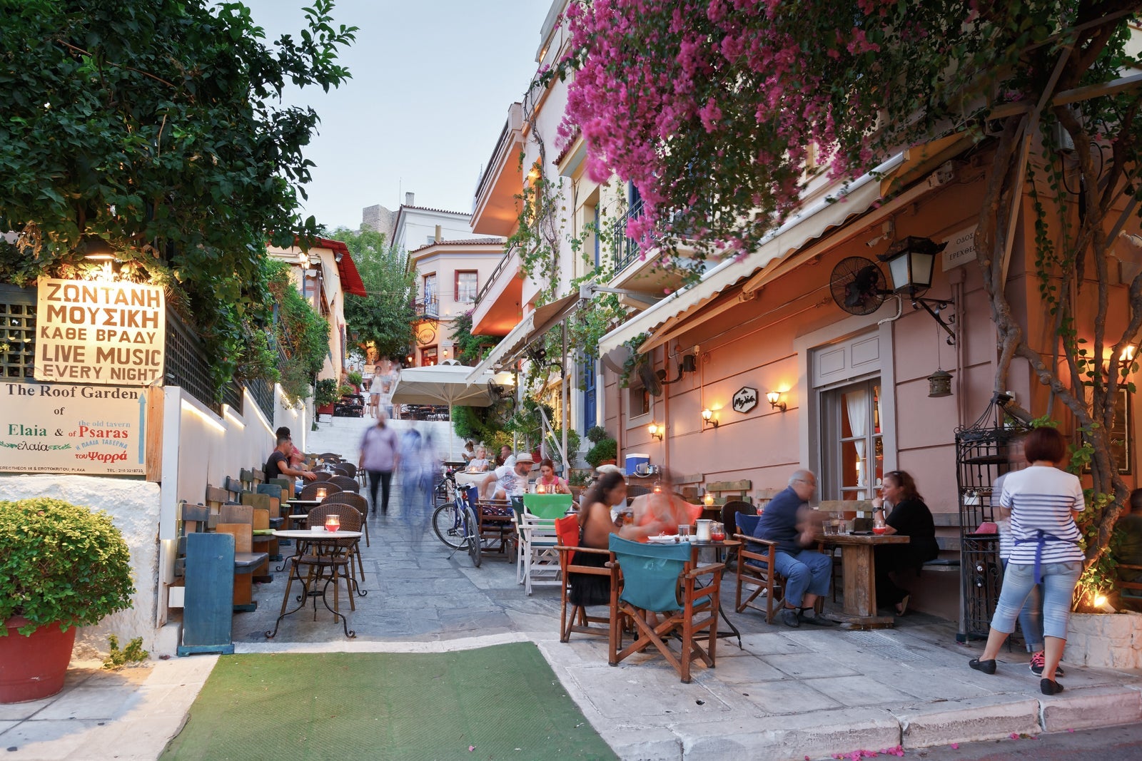 Dining out in Plaka, Athens. (Photo via Shutterstock)