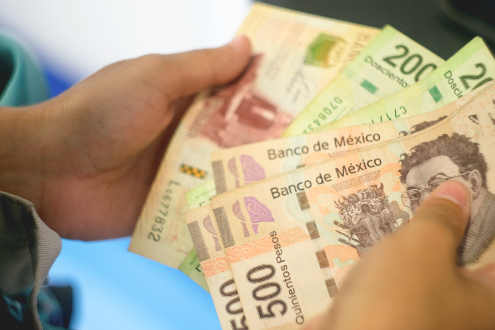 ATMs in Mexico typically spit out larger bills, so be prepared to get change back. (Photo via Shutterstock)