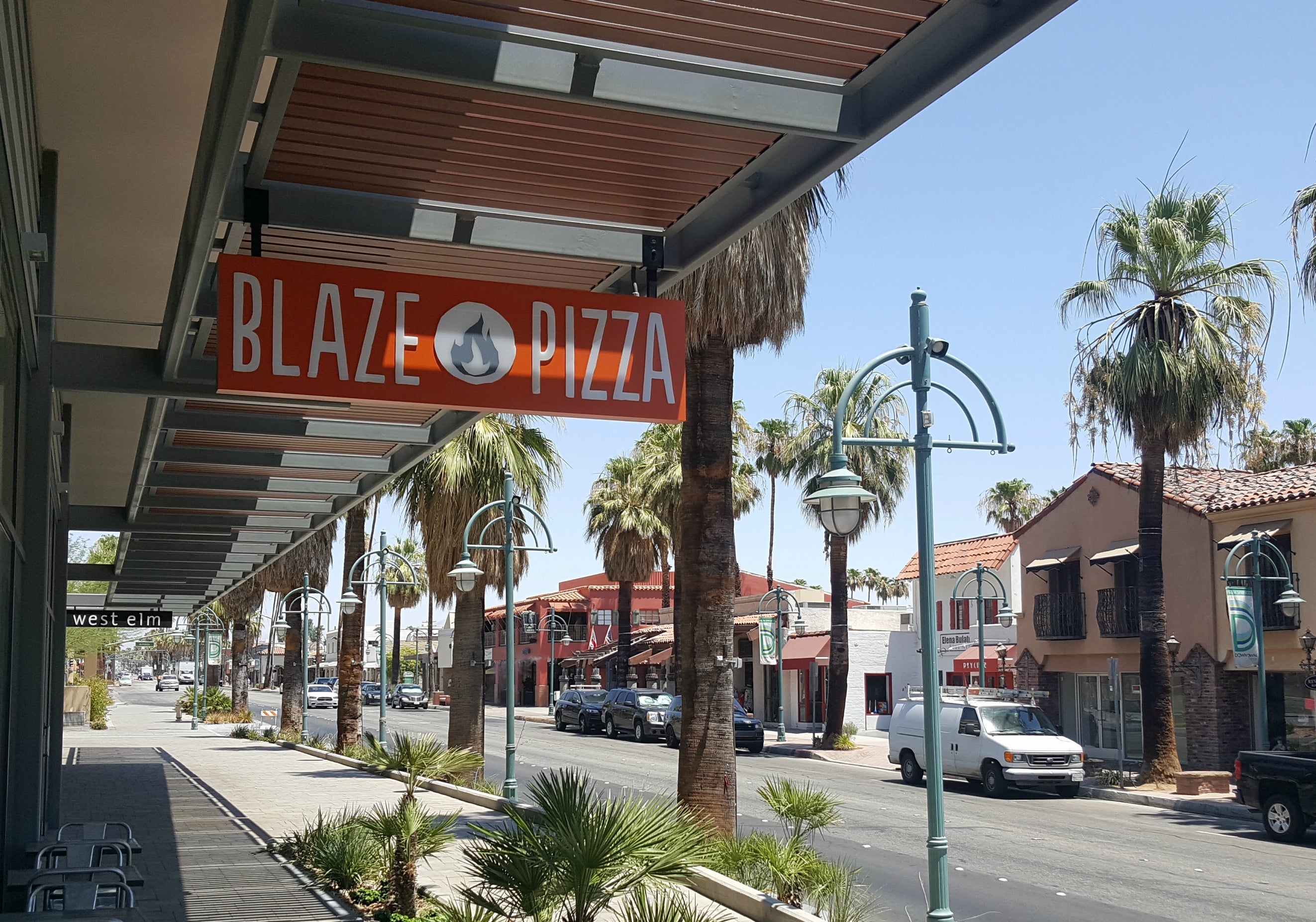 Blaze Pizza exterior in Palm Springs