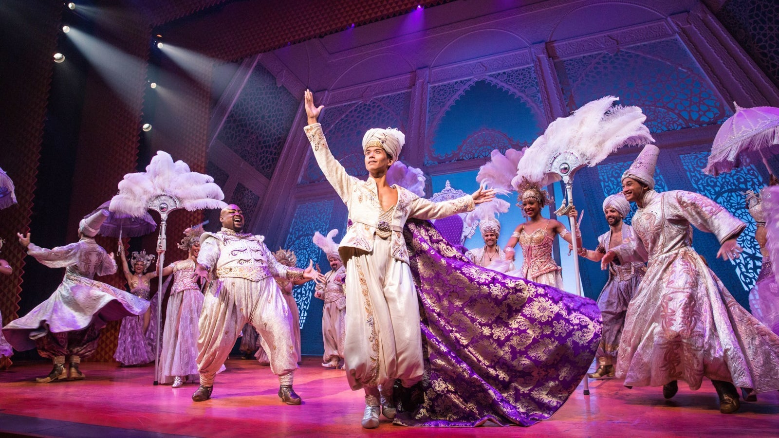 (Photo by Matthew Murphy/Broadway.com)