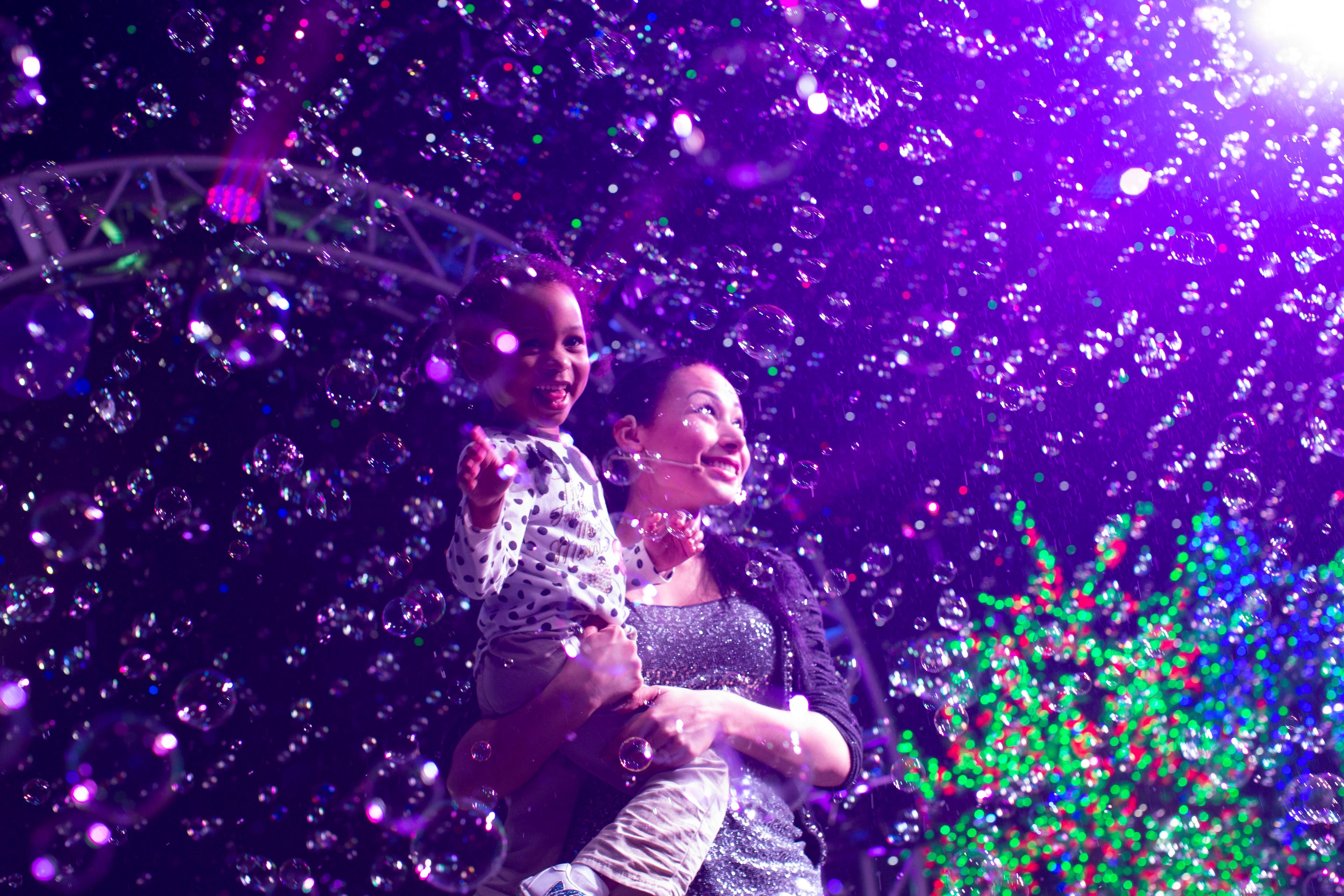 (Photo courtesy of Gazillion Bubble Show)