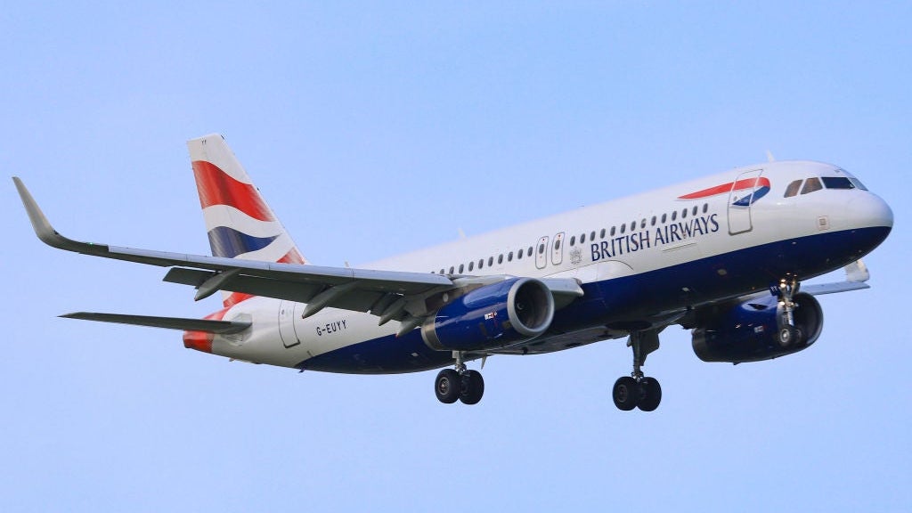 British Airways Airbus A320 landing at Amsterdam