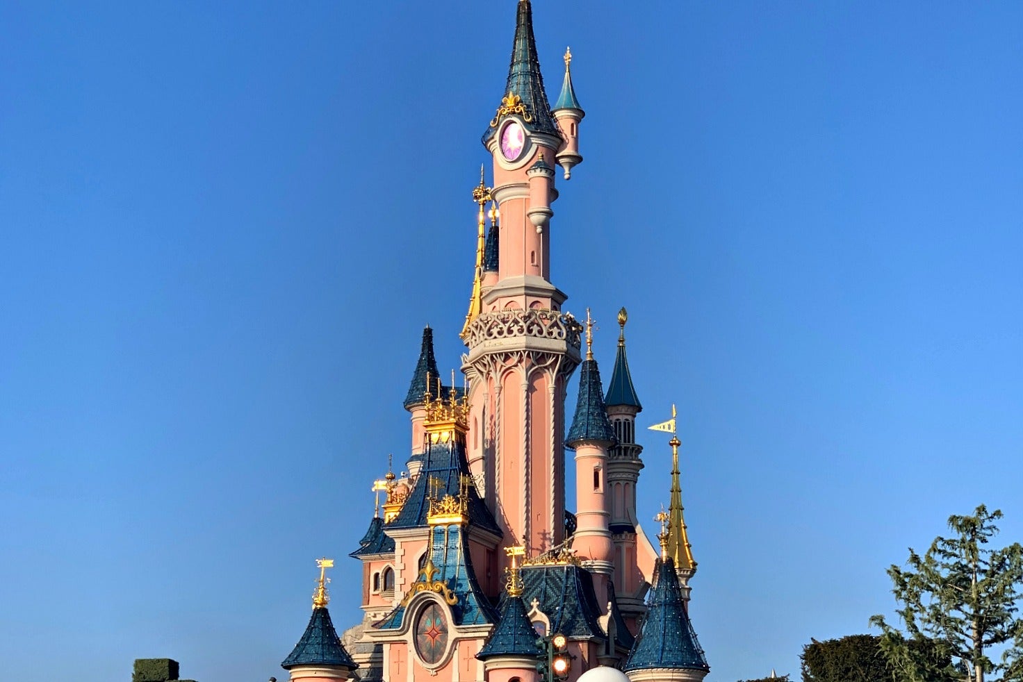 disneyland paris castle