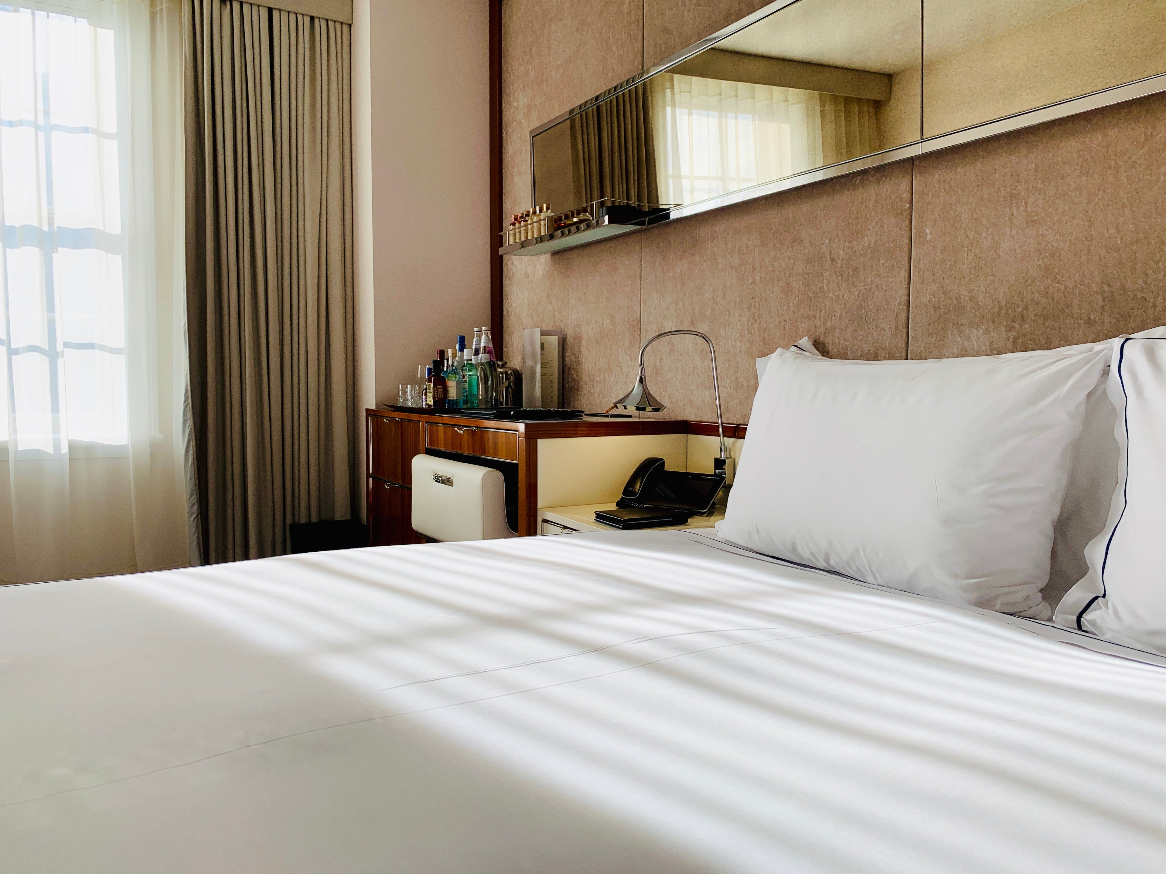 mr c seaport lighting bed