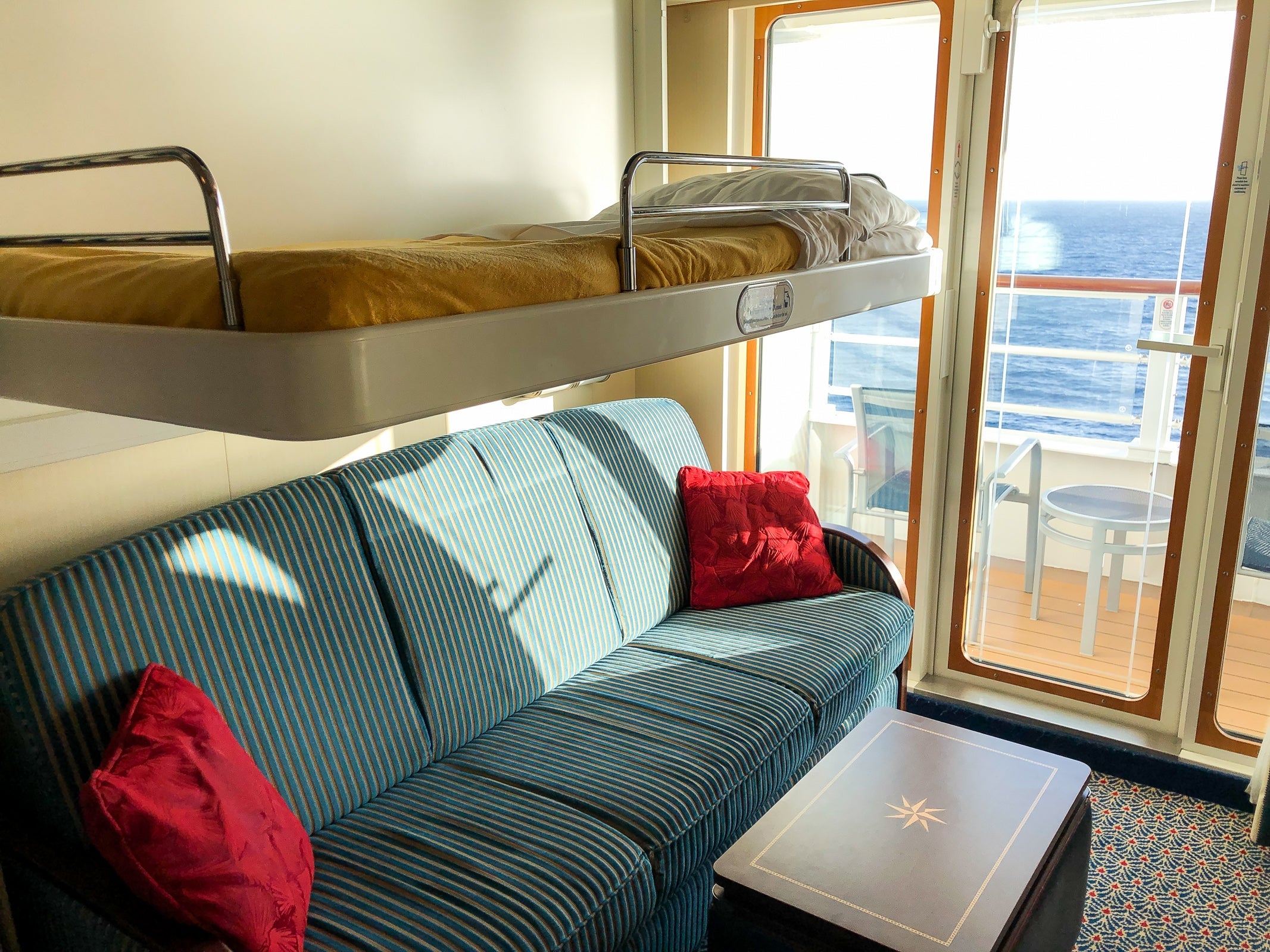 Disney Dream balcony cabin with extra berth.