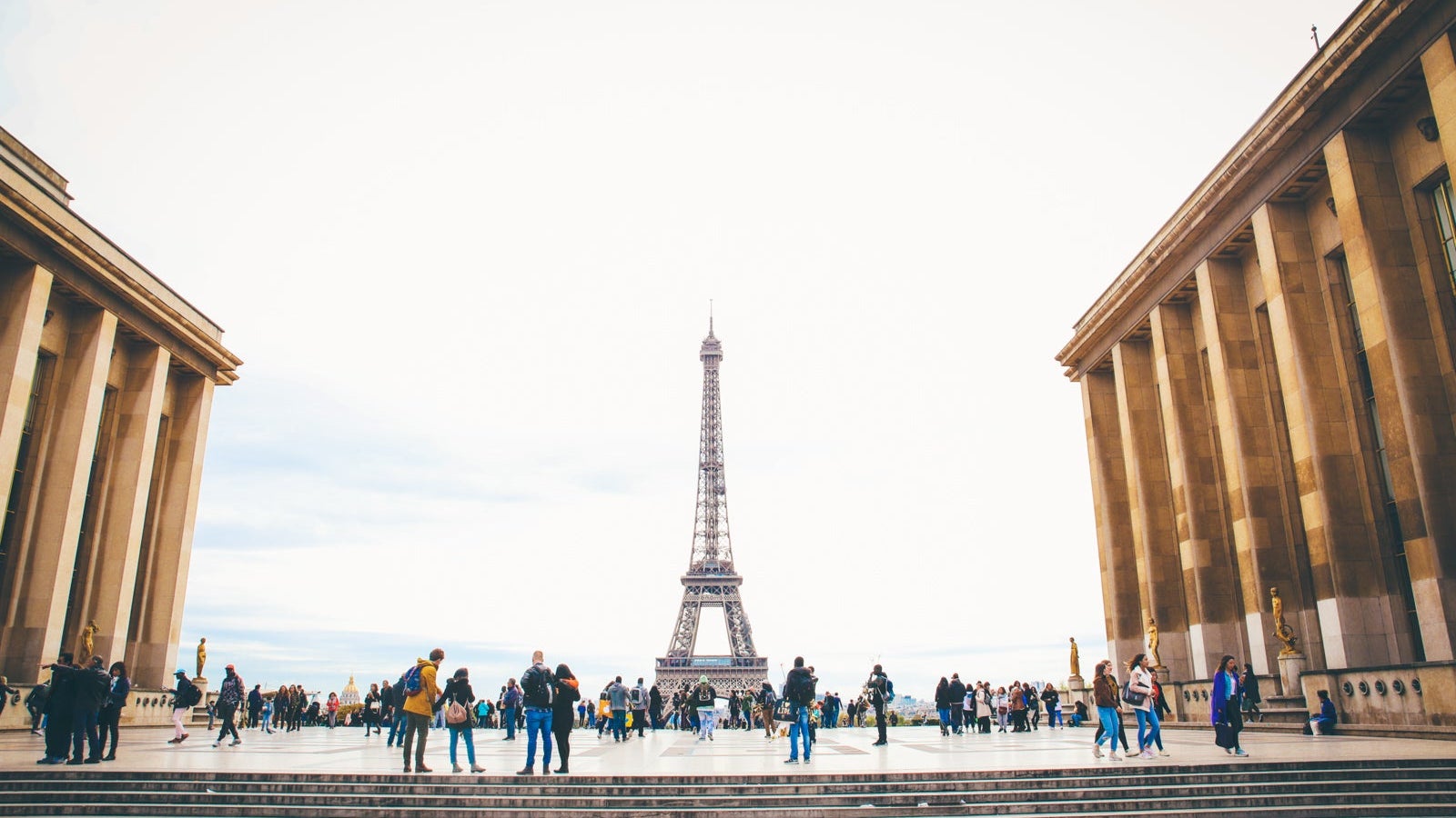 Eiffel Tower Paris_sladjana-karvounis-424406-unsplash-2