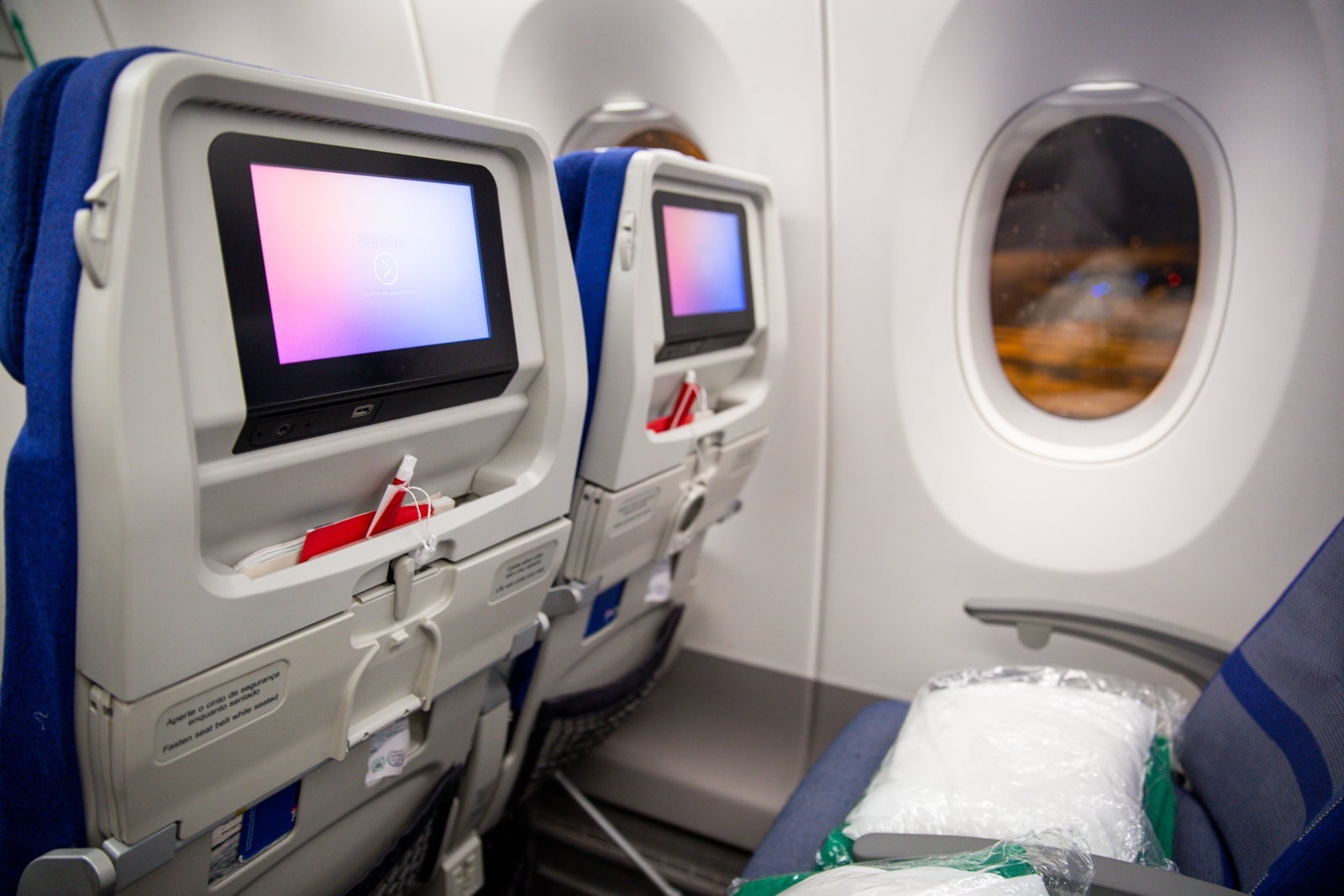 latam a350 economy