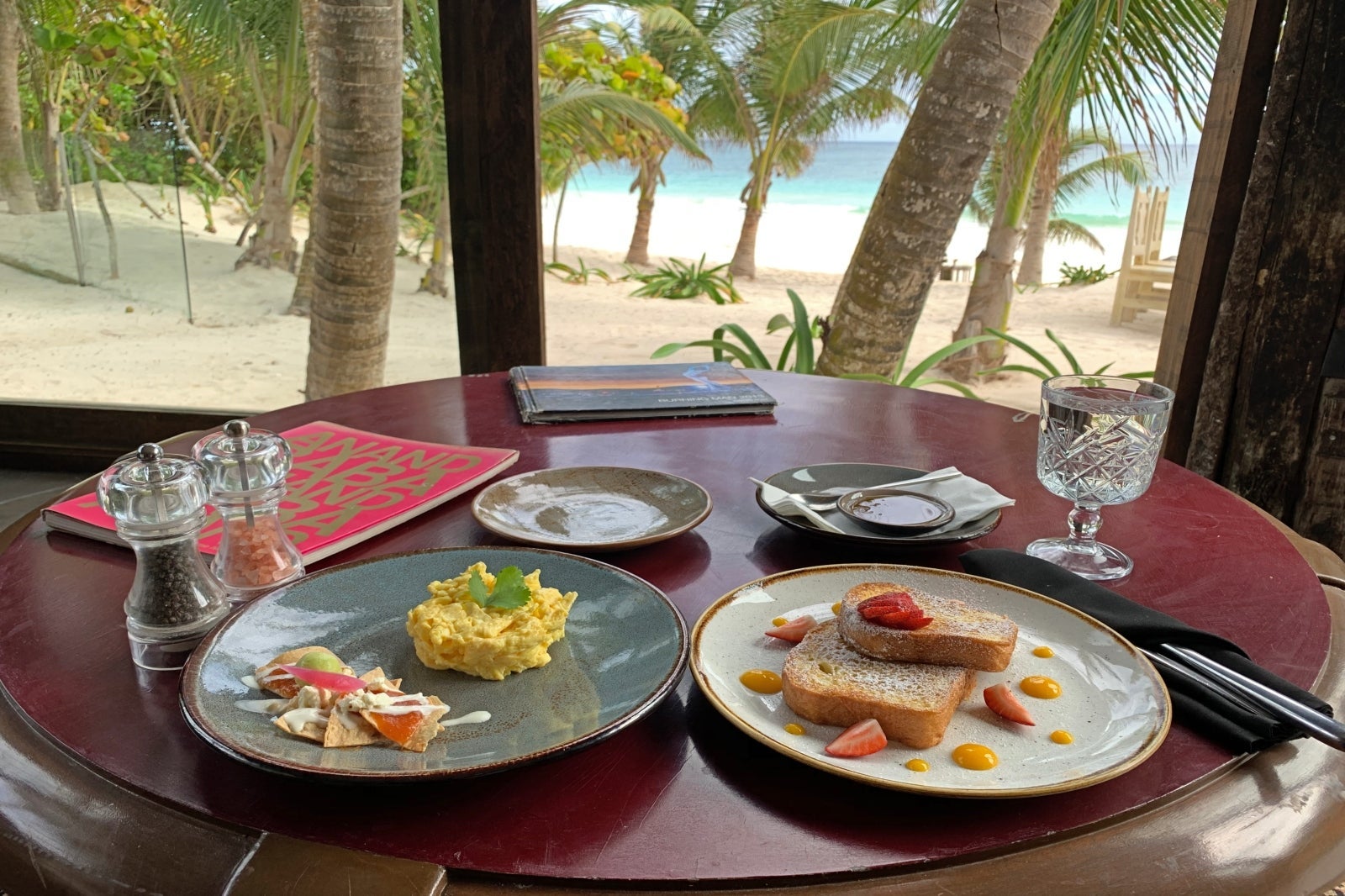 Breakfast for one at Philosohphy at Casa Malca