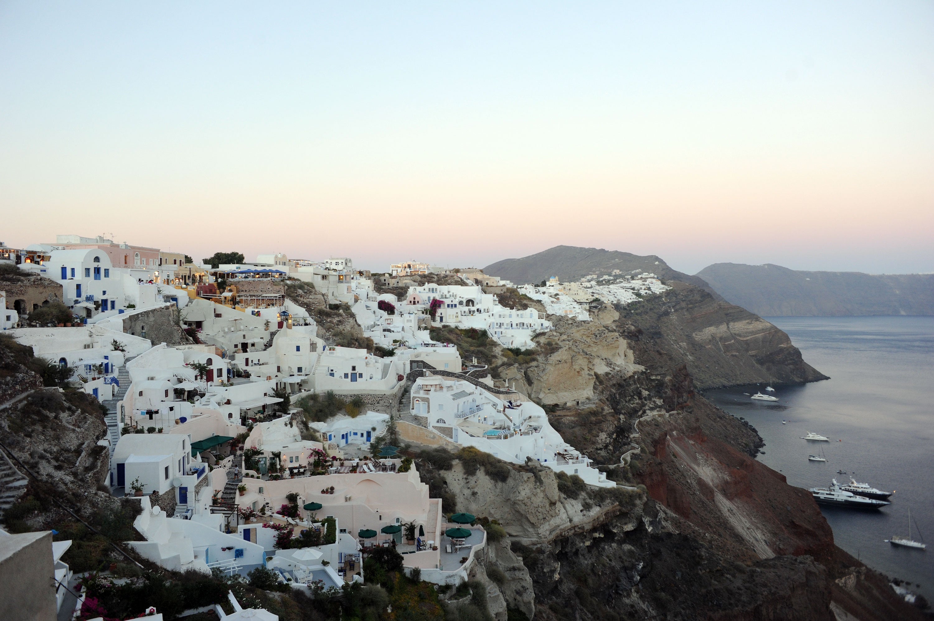 santorini-greece-white-buildings-ocean