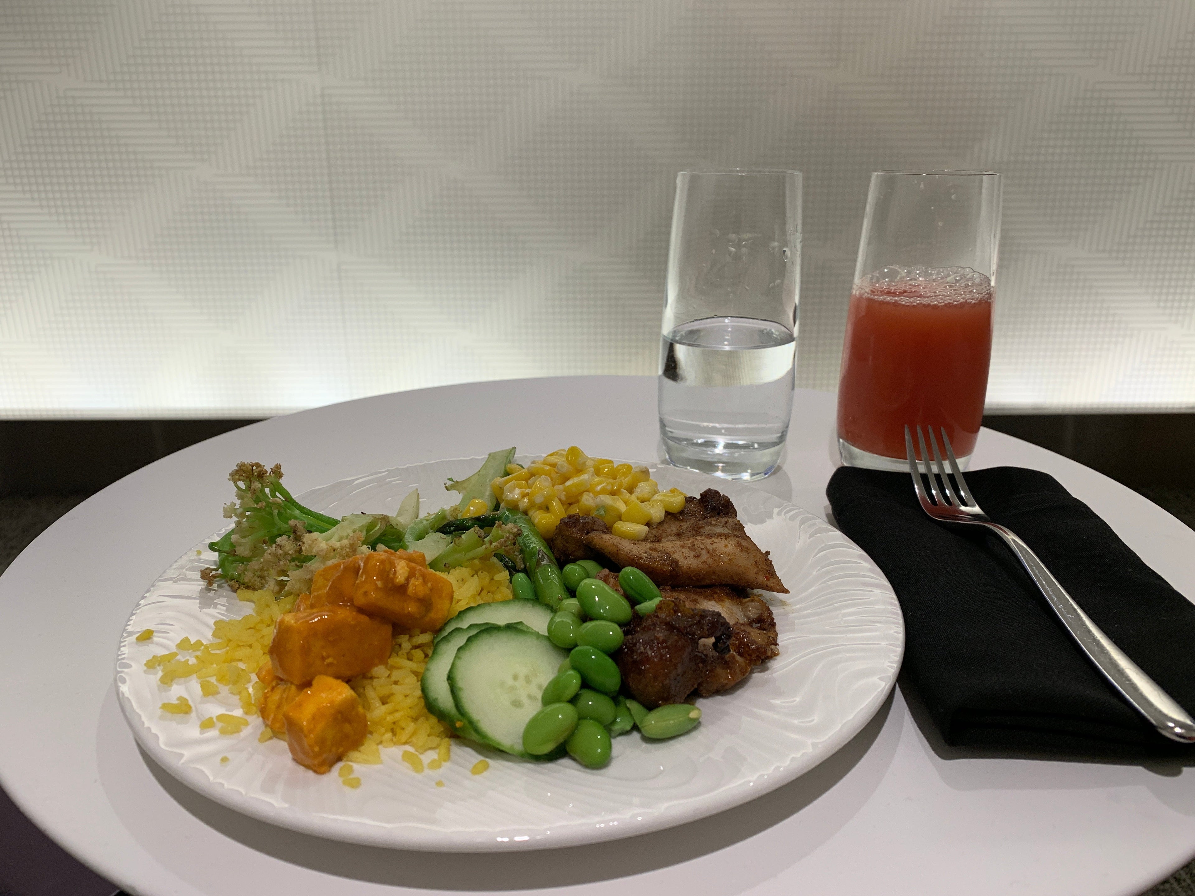 Dinner in the LaGuardia Centurion Lounge (Summer Hull / The Points Guy)