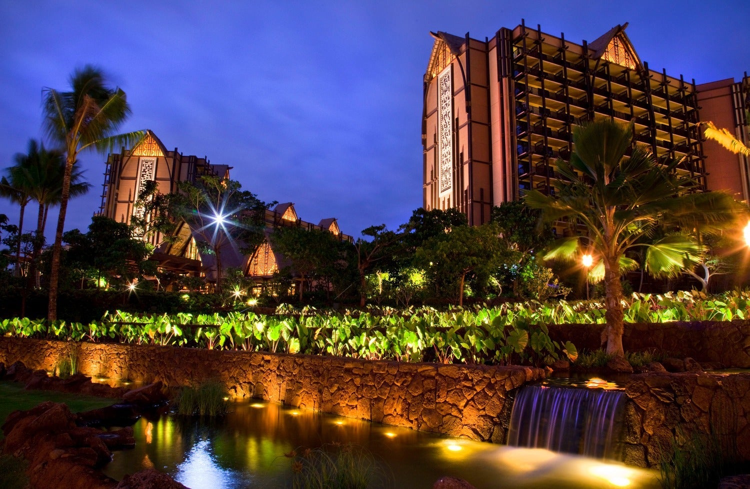 Disney Aulani at night.