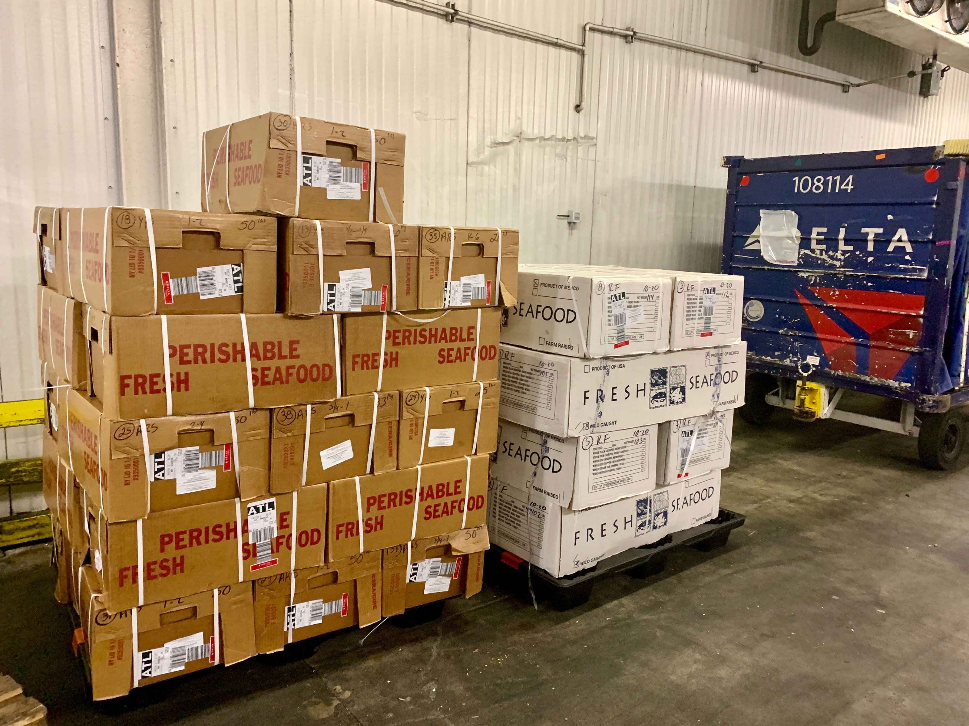 delta-cargo-atlanta-atl-fresh-fish-seafood