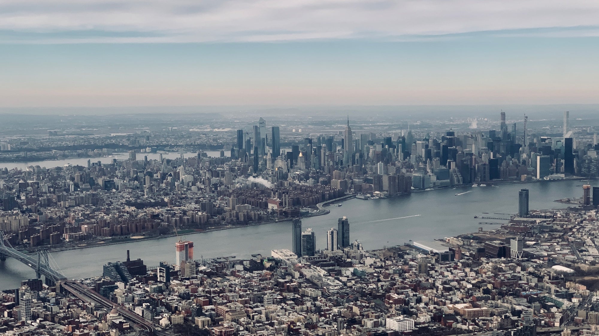 manhattan-new-york-city-nyc-sky-plane-view