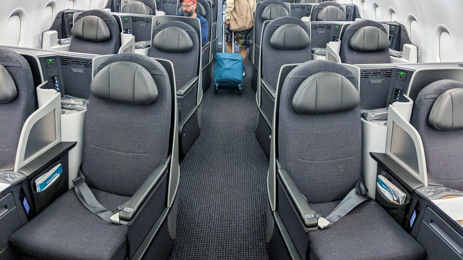 20190521_American A321t_Business_BOS-LAX_KGenter-cabin